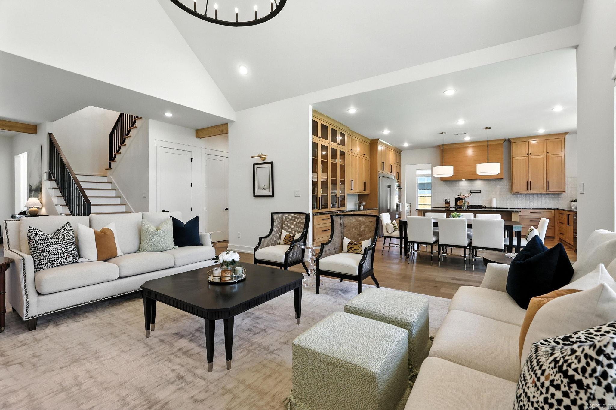 HAZEL OAK - Residential
