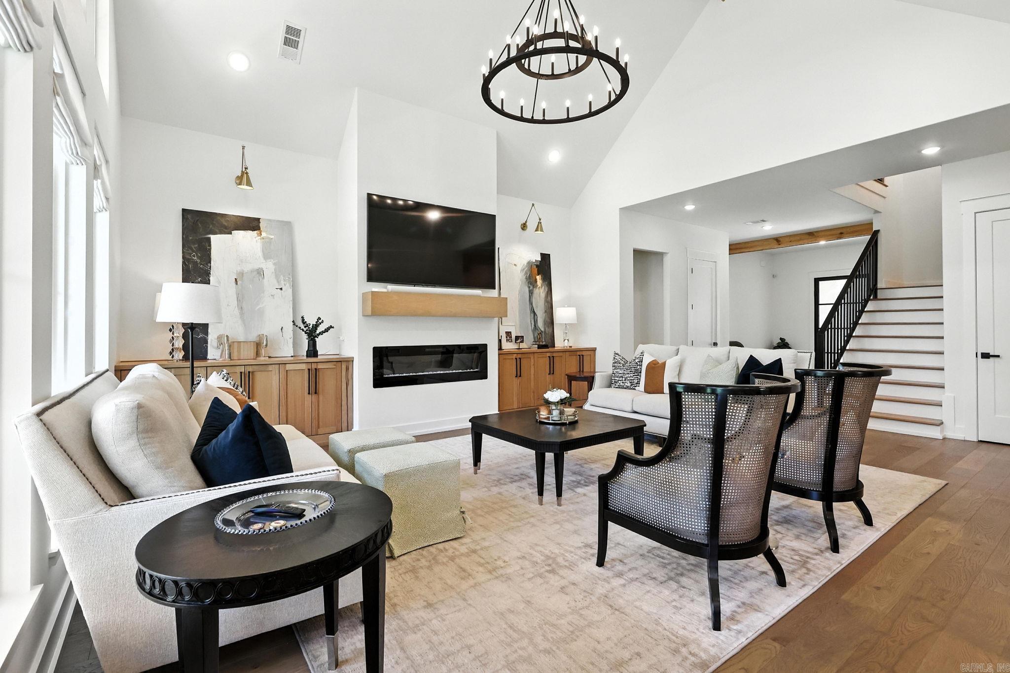 HAZEL OAK - Residential