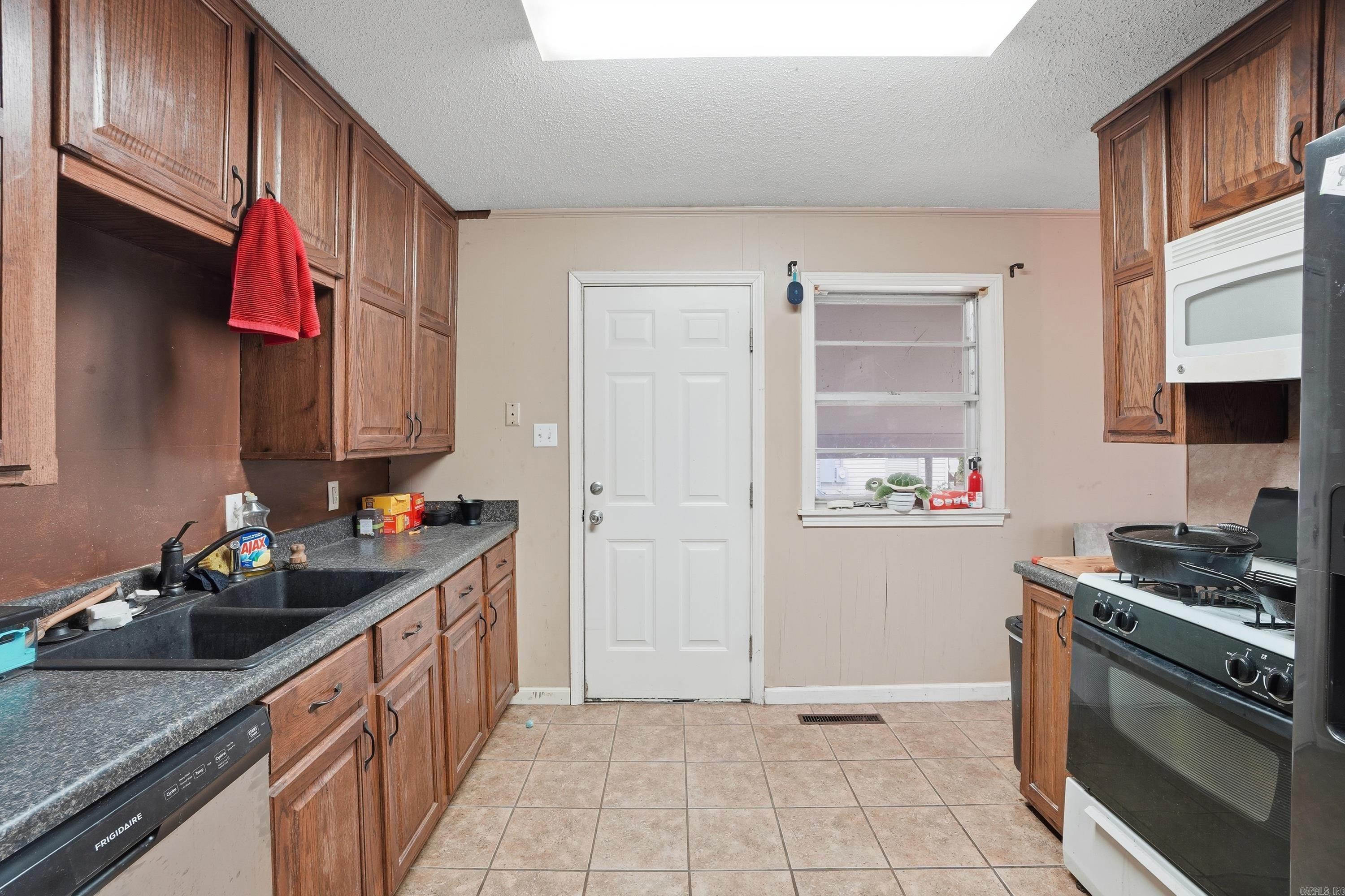 WEEMS ADDN - Residential