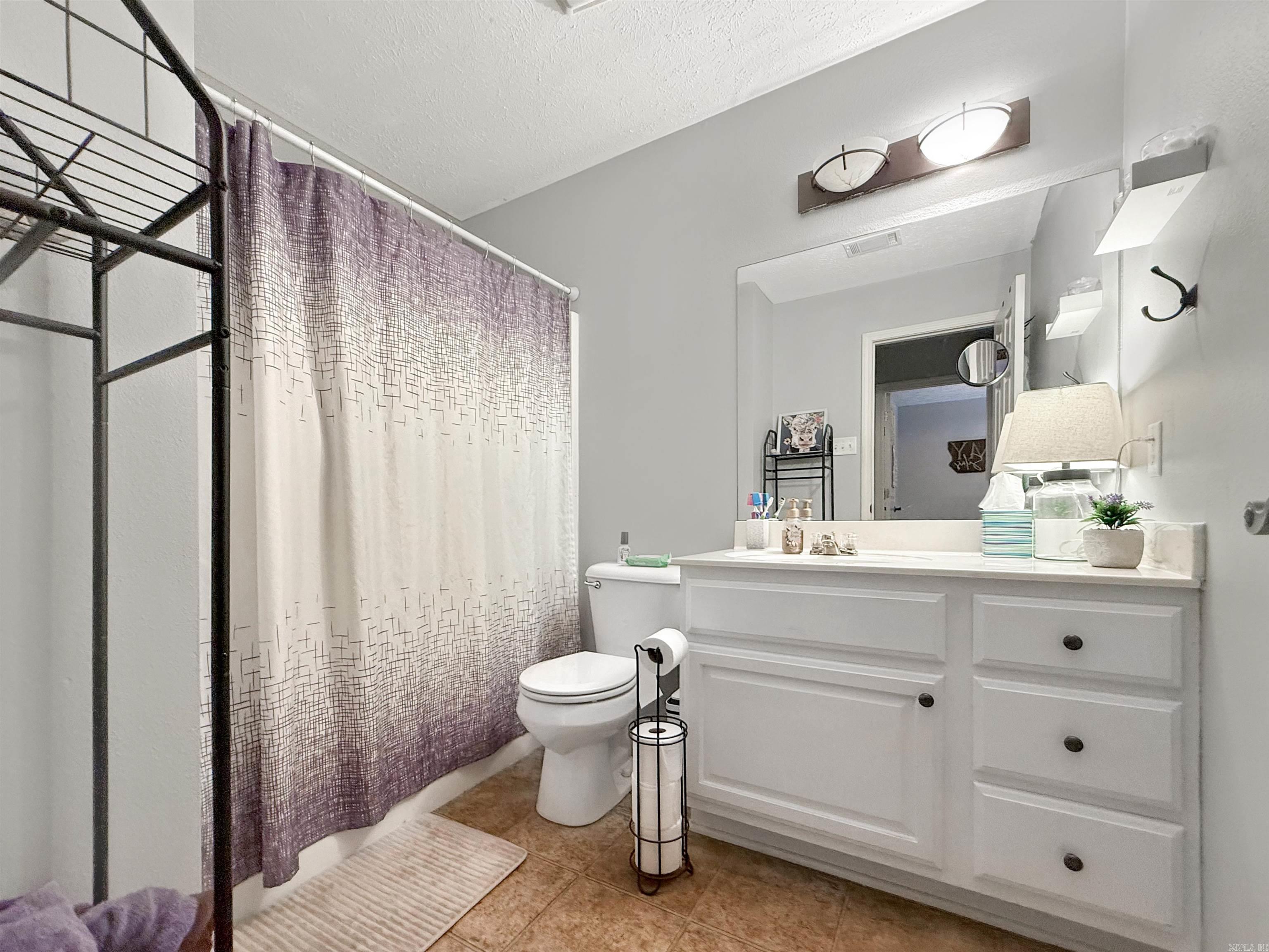 JUSTIN PLACE - Residential