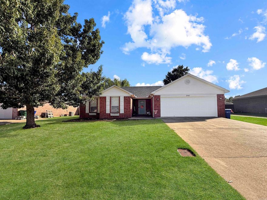 Welcome home! This 3 bedroom 2 bath house features a split floor plan, large entryway, spacious living area, and a large kitchen for for everyday living or entertaining. Enjoy a fully fenced backyard with a storage building, in an established neighborhood close to schools, shopping, dining, and interstate access for a quick commute. Roof is 2023 and HVAC is 2019.This home is move-in ready and won't last long!