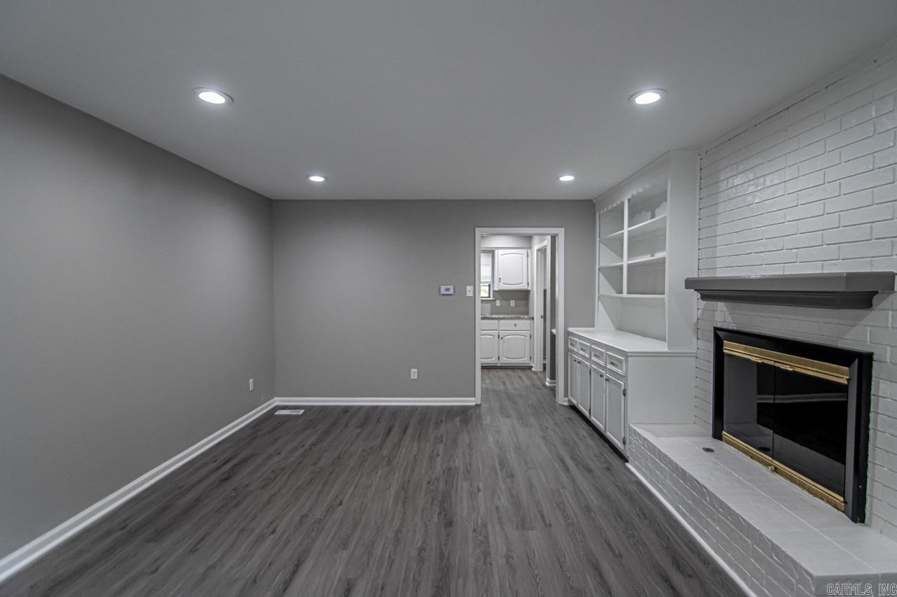 MARLOWE MANOR - Residential