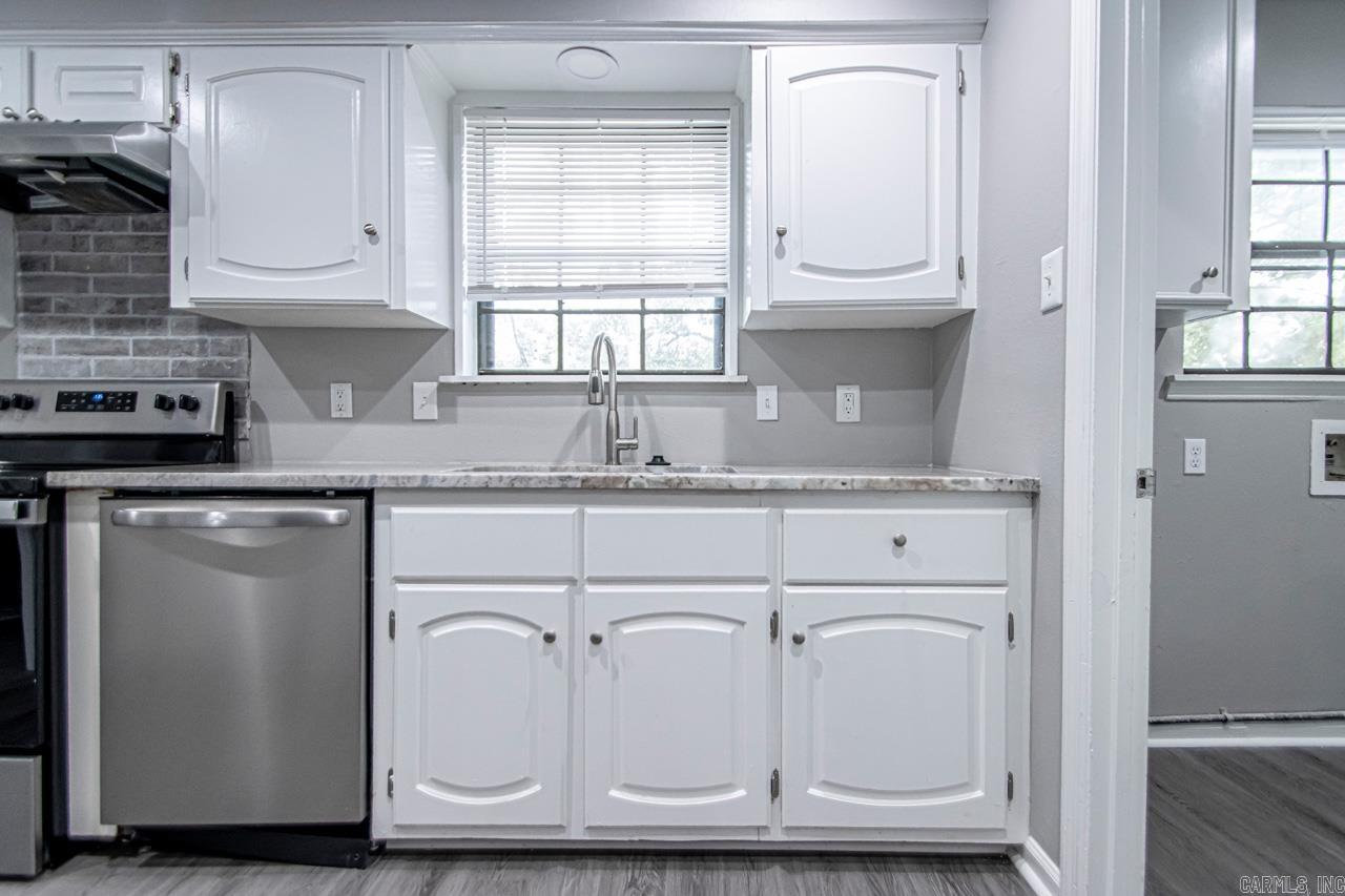 MARLOWE MANOR - Residential