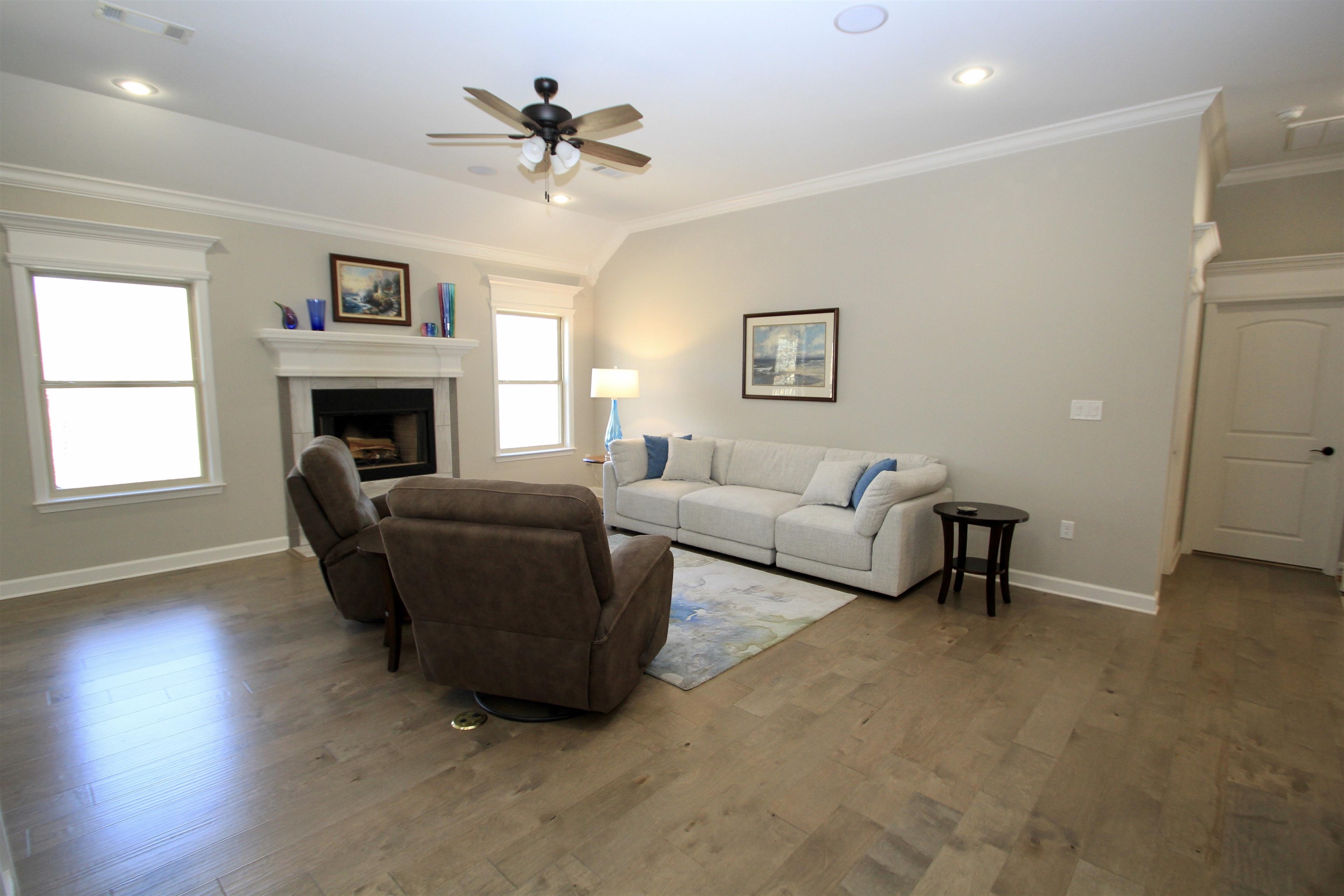 PINEWOOD ESTATES - Residential