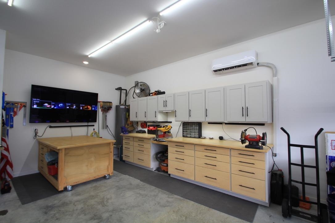 PINEWOOD ESTATES - Residential