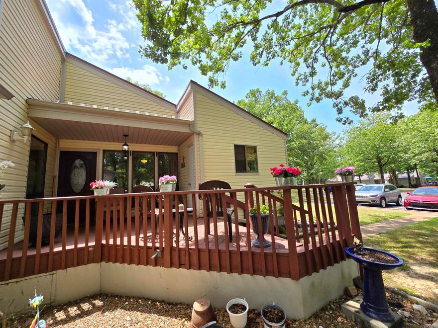 Welcome to the market this very finely maintained Condo in the Exclusive Fairfield Bay, AR! In the Heart of the Ozarks of Arkansas!  Home boosts stainless appliances, granite counter tops in both bathrooms, walk in tile showers with glas doors,  Brazilian floors, New paint, metal roof, , 2 decks one in front & one in back, a very serine setting as well, Condo is close to open trail heads for beautiful slow walks in morning & evenings, do not wait to enjoy your private tour of this move in ready Condo!