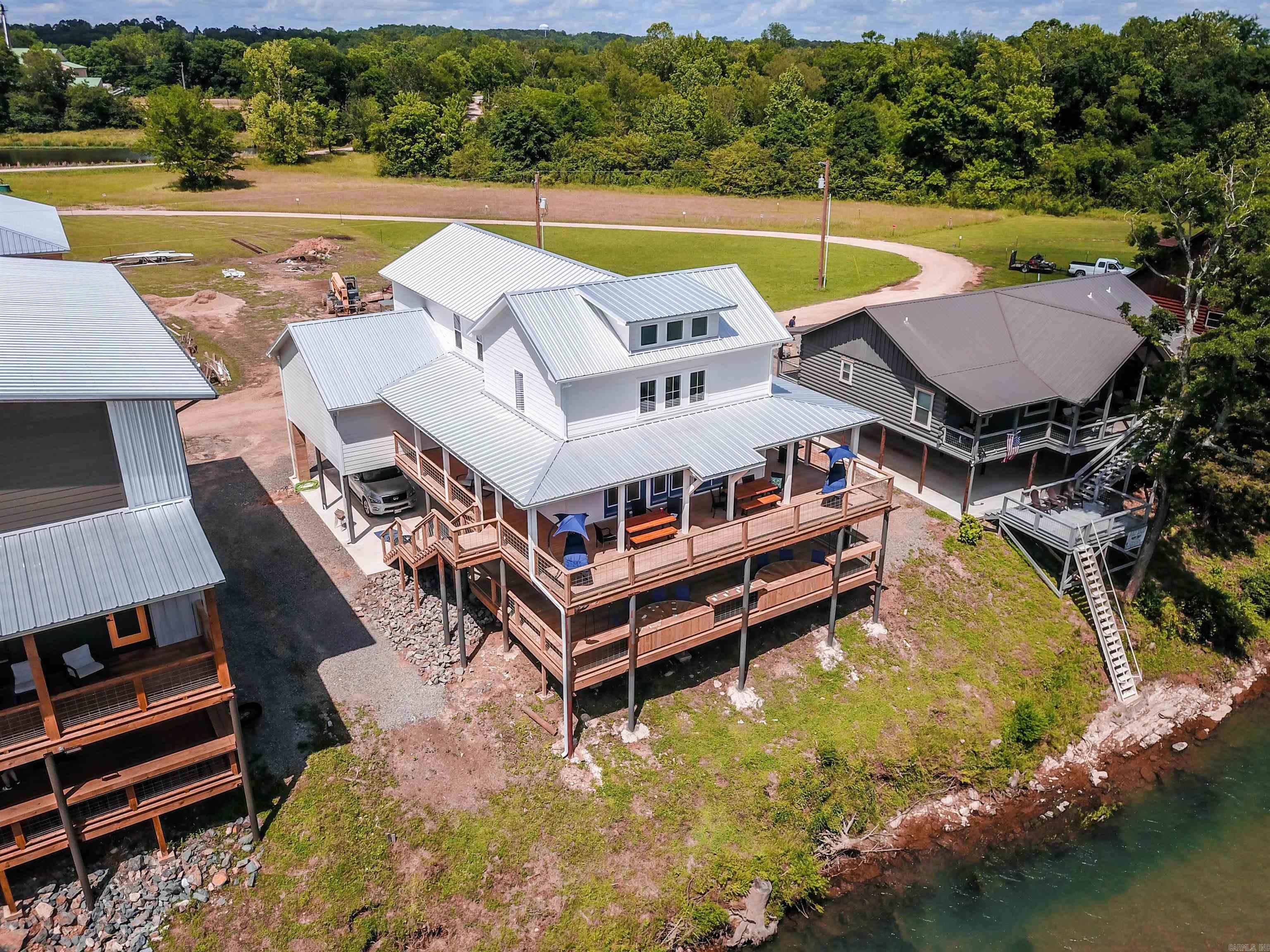 Jordans Bend at Caddos - Residential