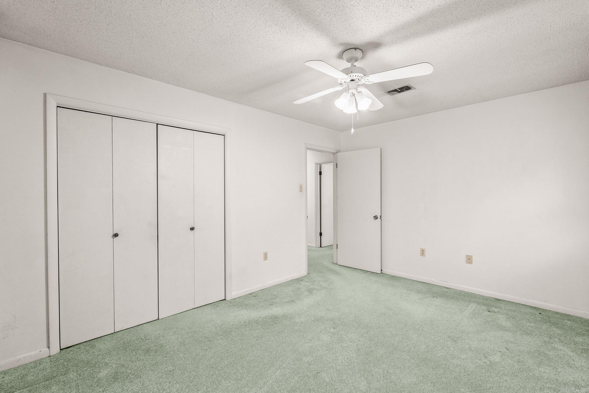 OAK FORREST - Residential