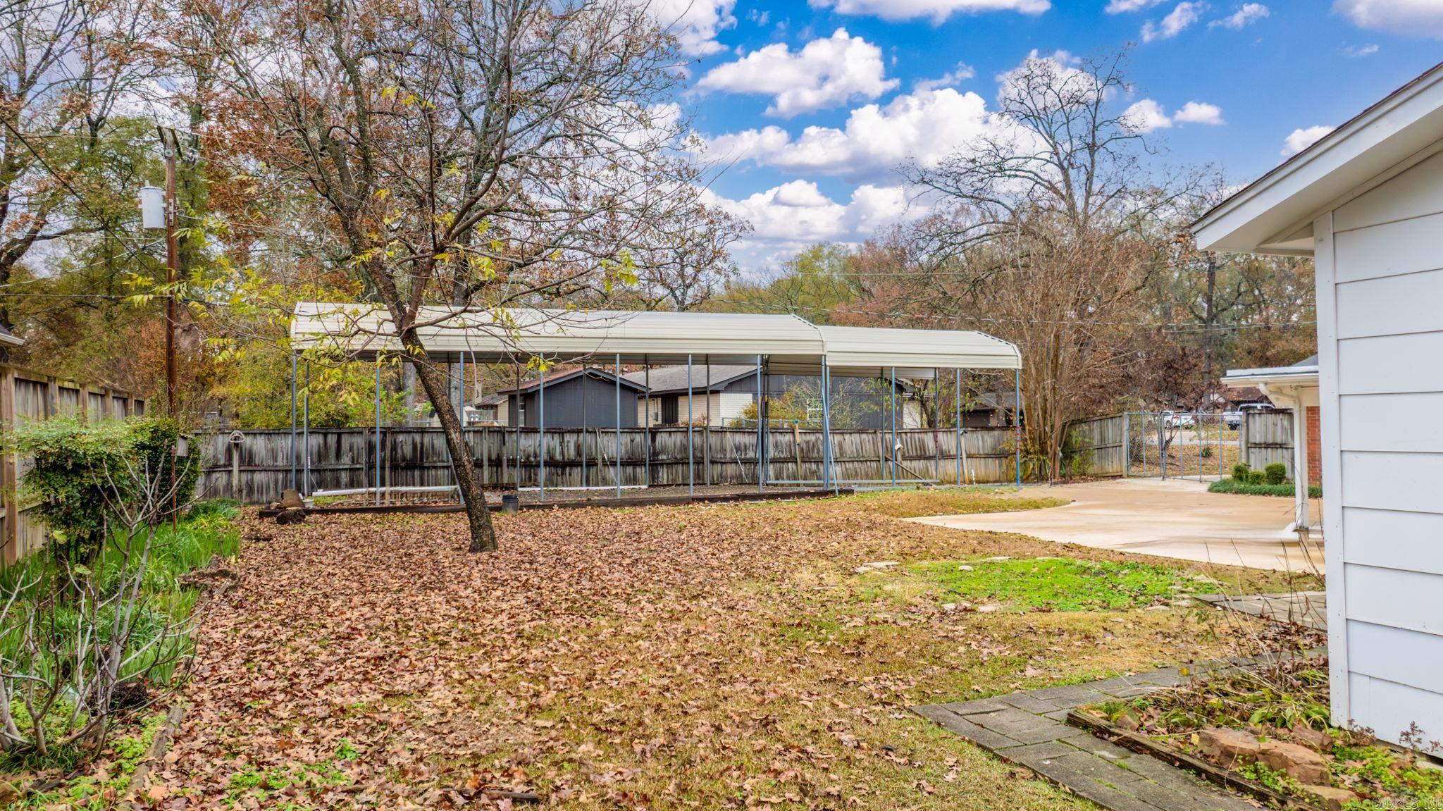 OAK FORREST - Residential