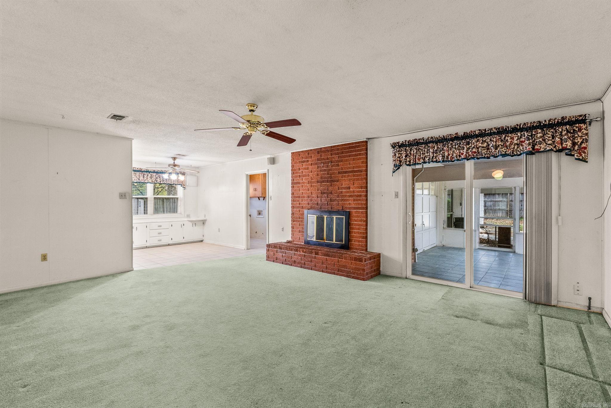 OAK FORREST - Residential