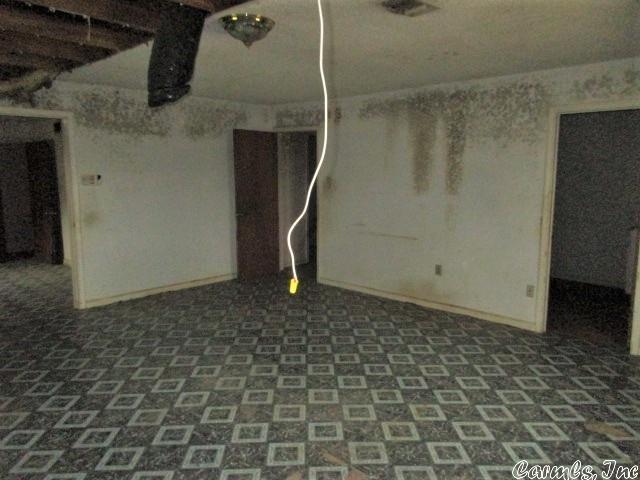 HOWARD PARK - Residential