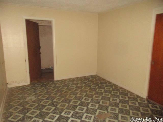 HOWARD PARK - Residential