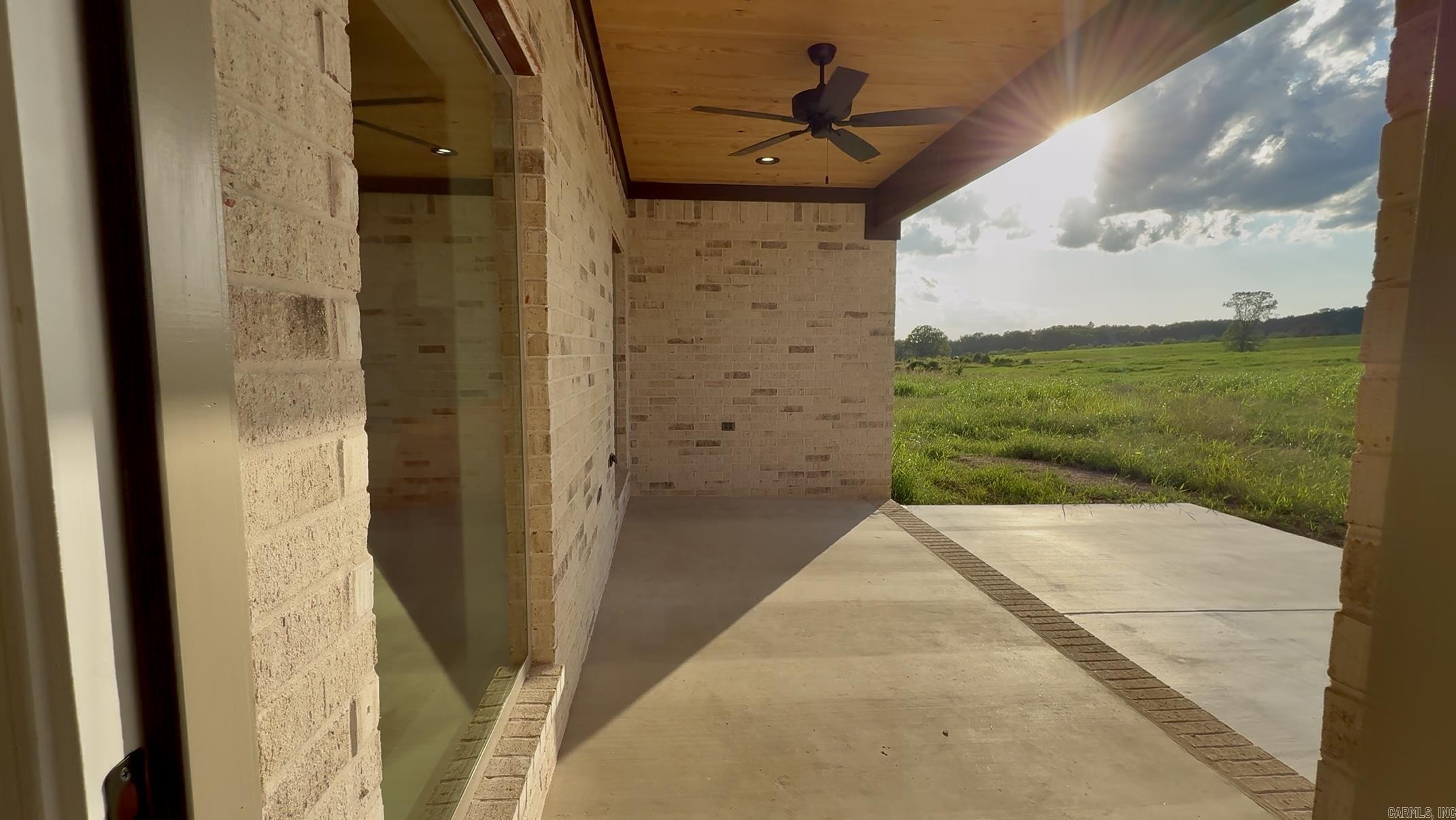 REYNOLDS RIDGE - Residential