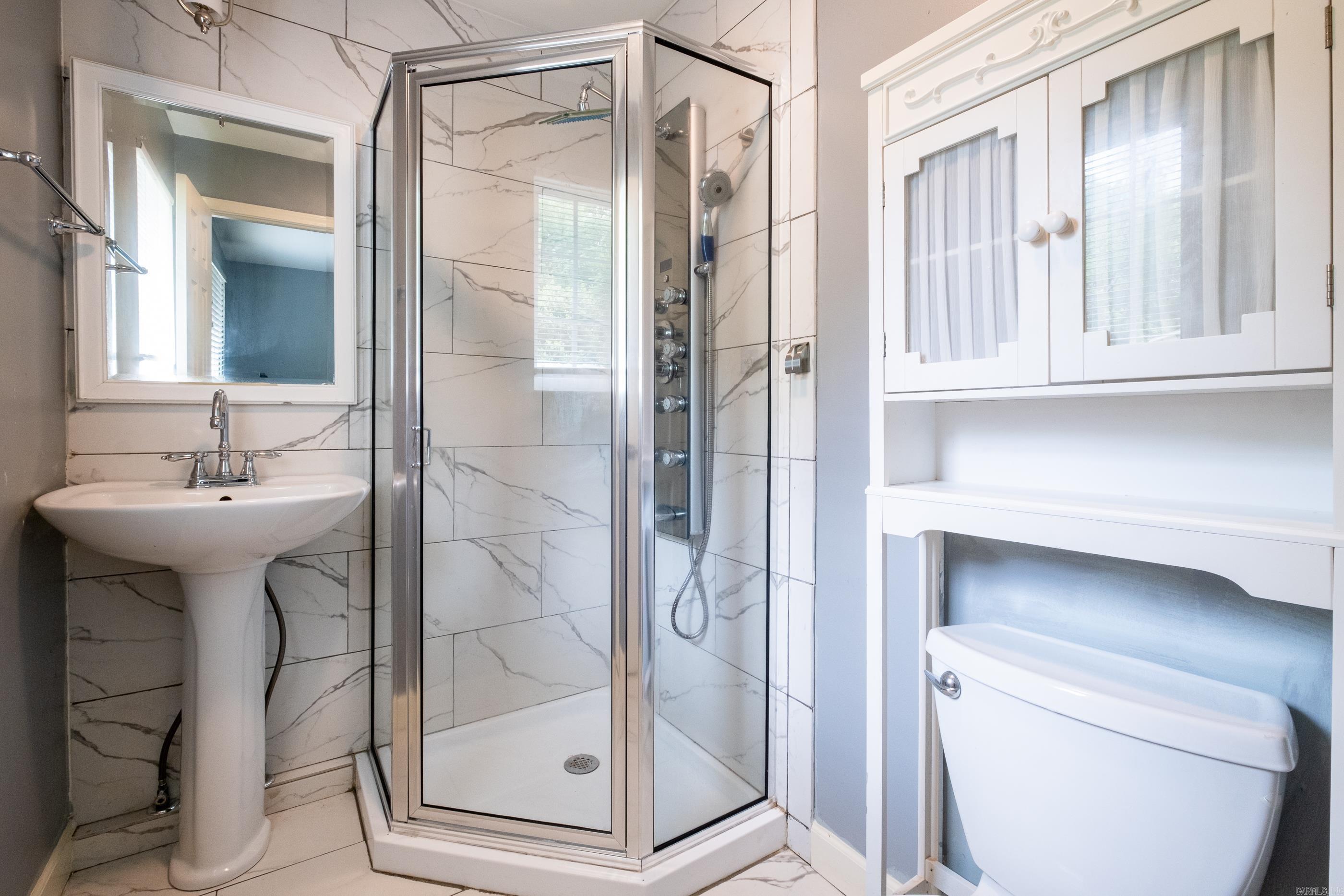 PLAZA TERRACE - Residential