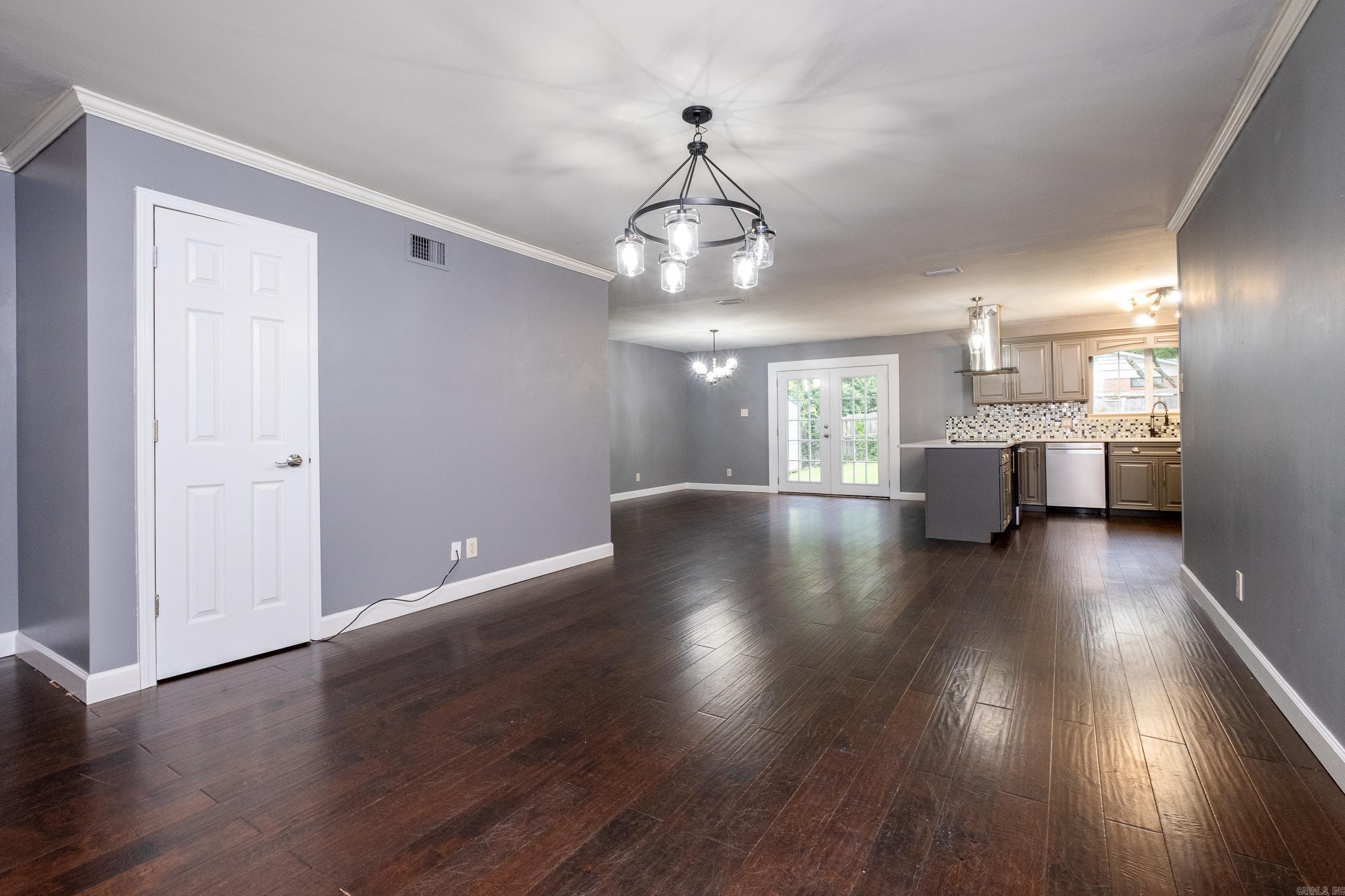 PLAZA TERRACE - Residential