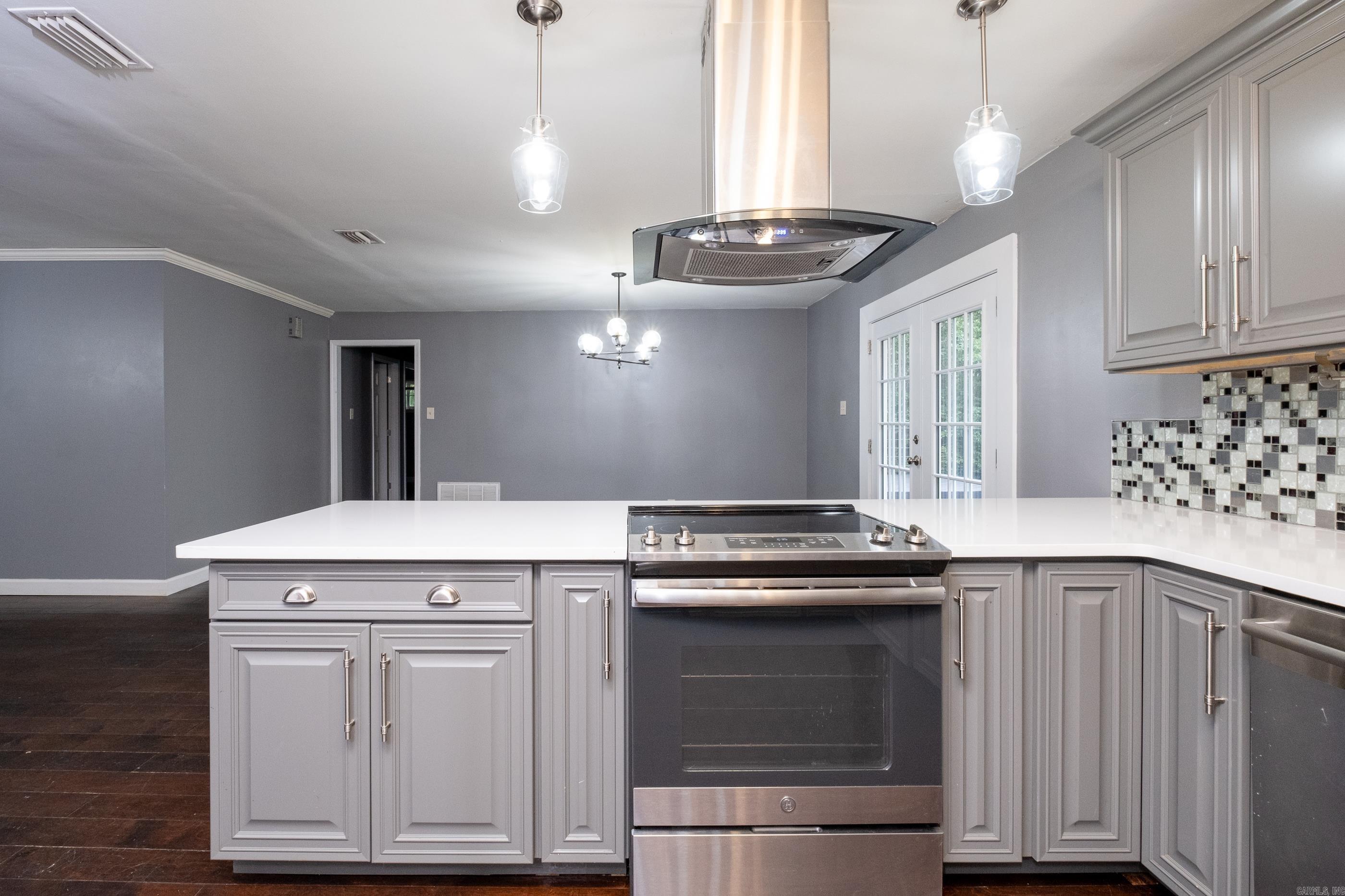 PLAZA TERRACE - Residential