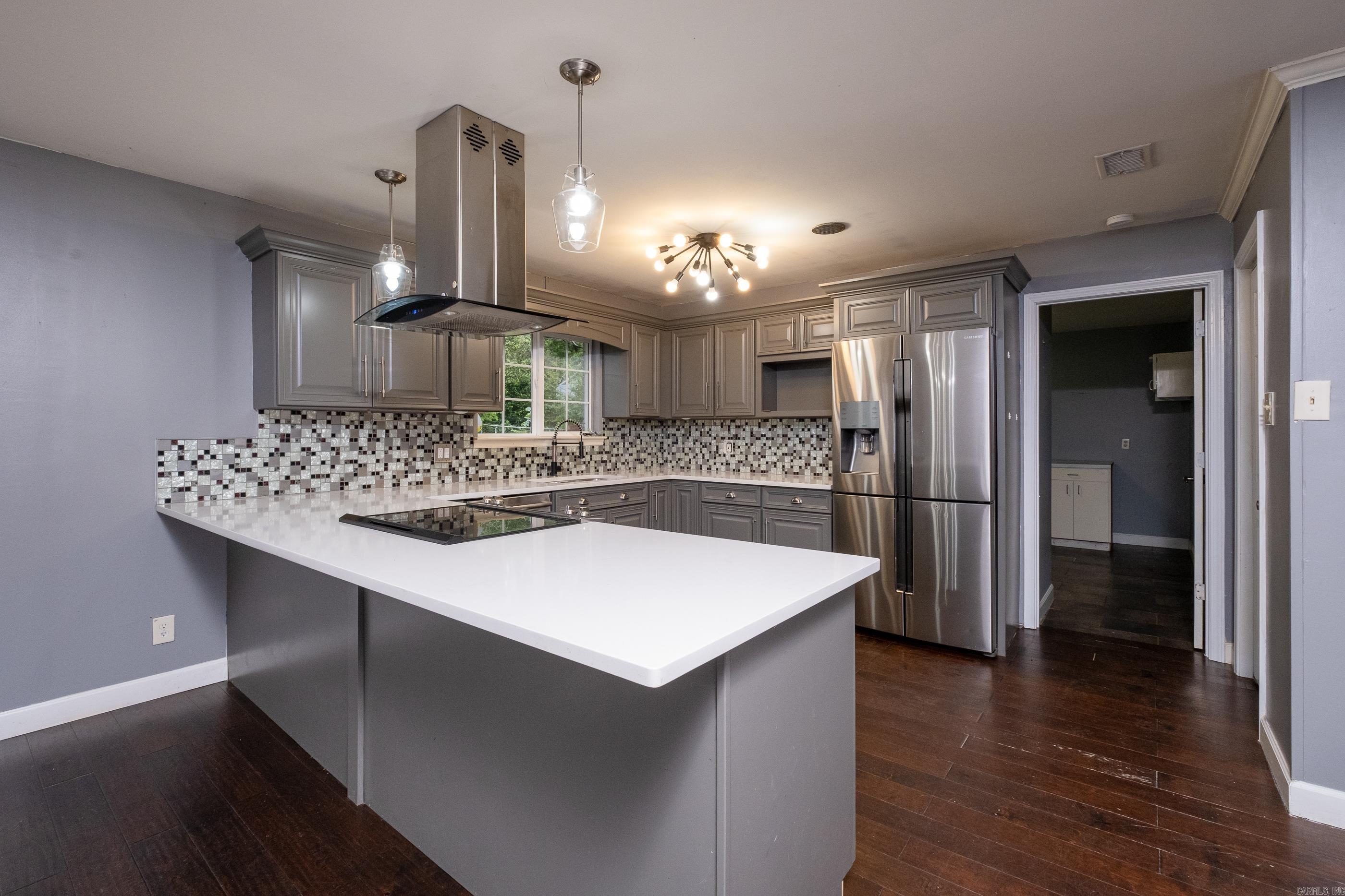 PLAZA TERRACE - Residential