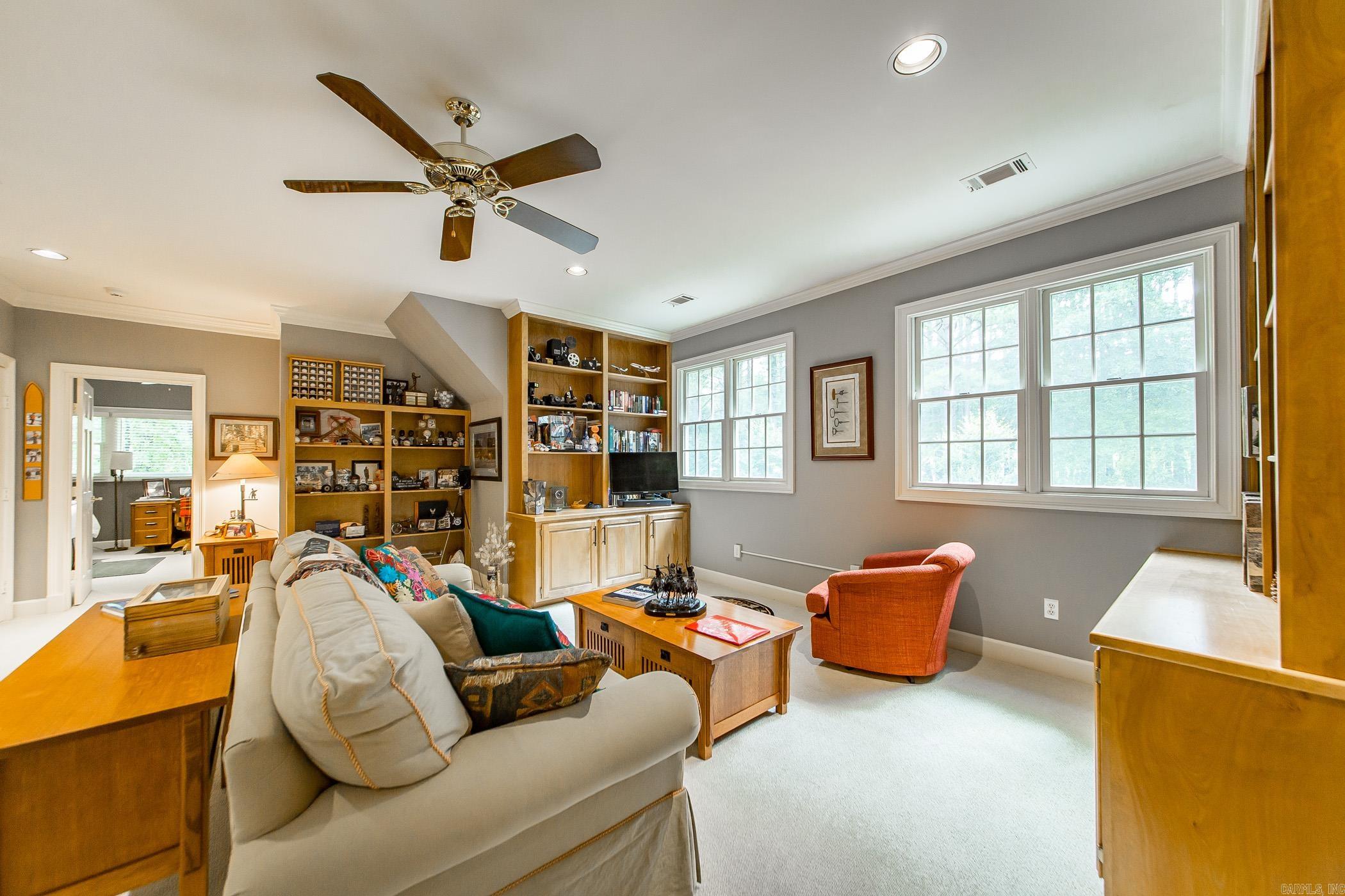 MOUNTAIN RANCH - Residential