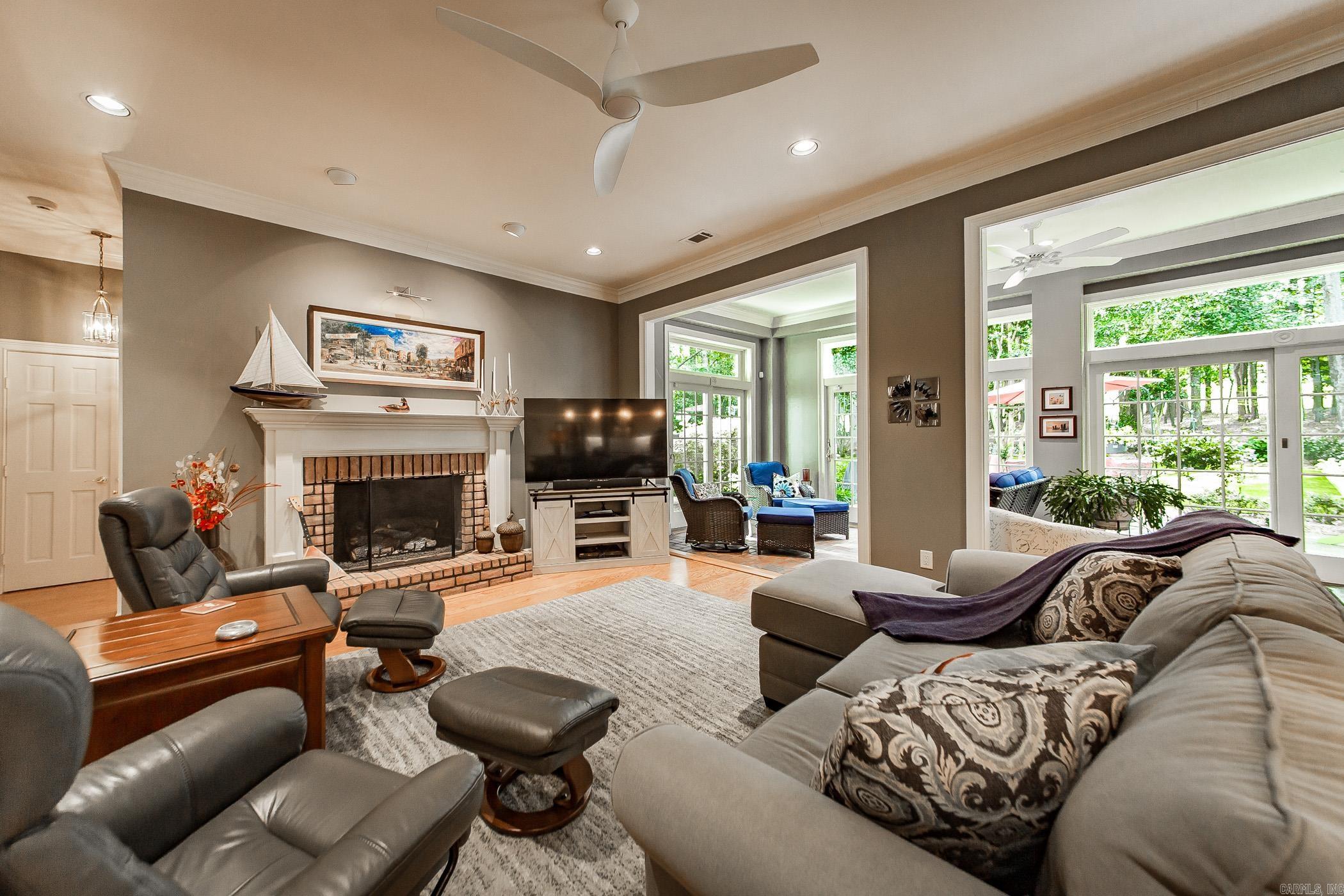 MOUNTAIN RANCH - Residential