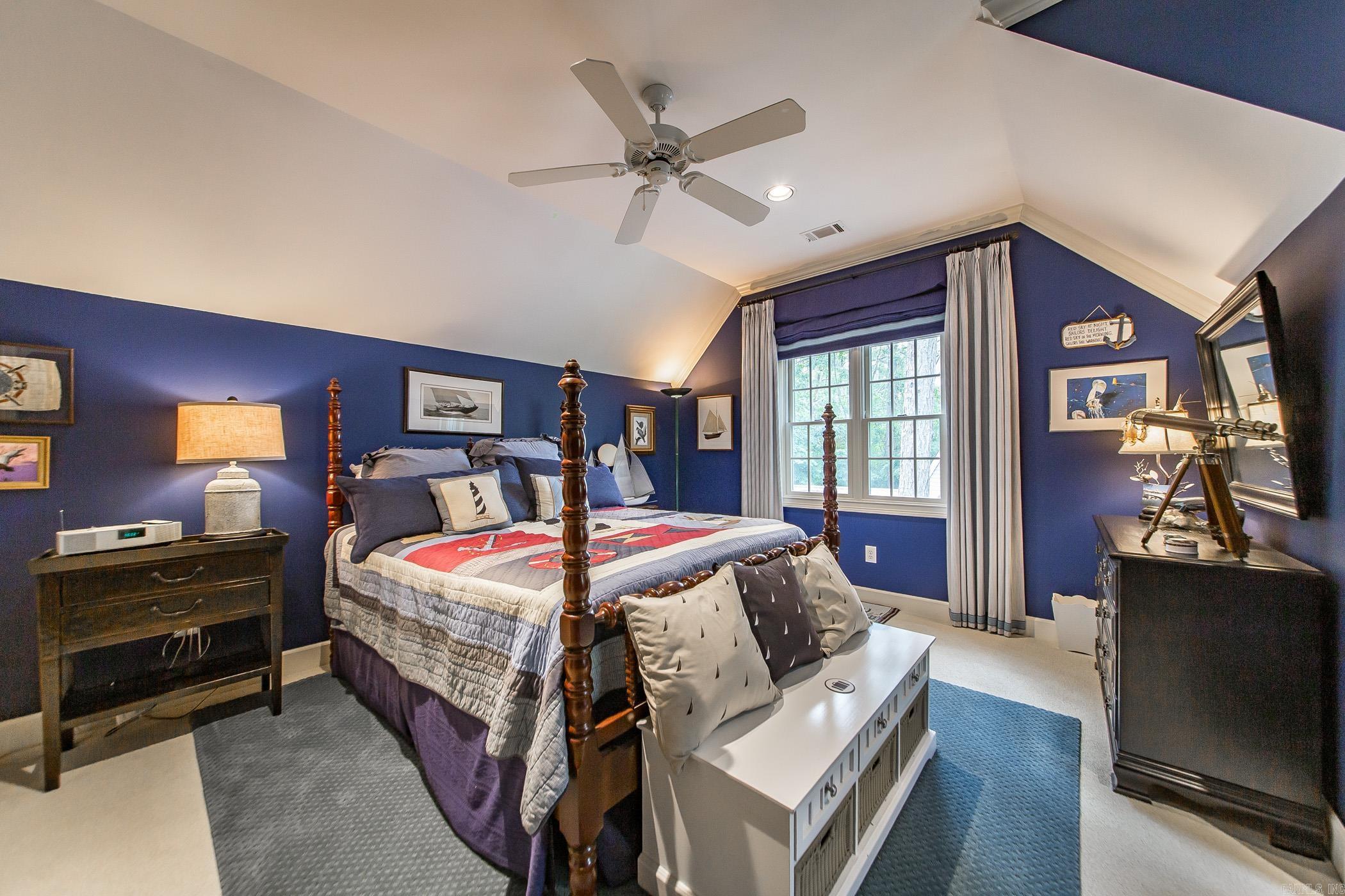 MOUNTAIN RANCH - Residential