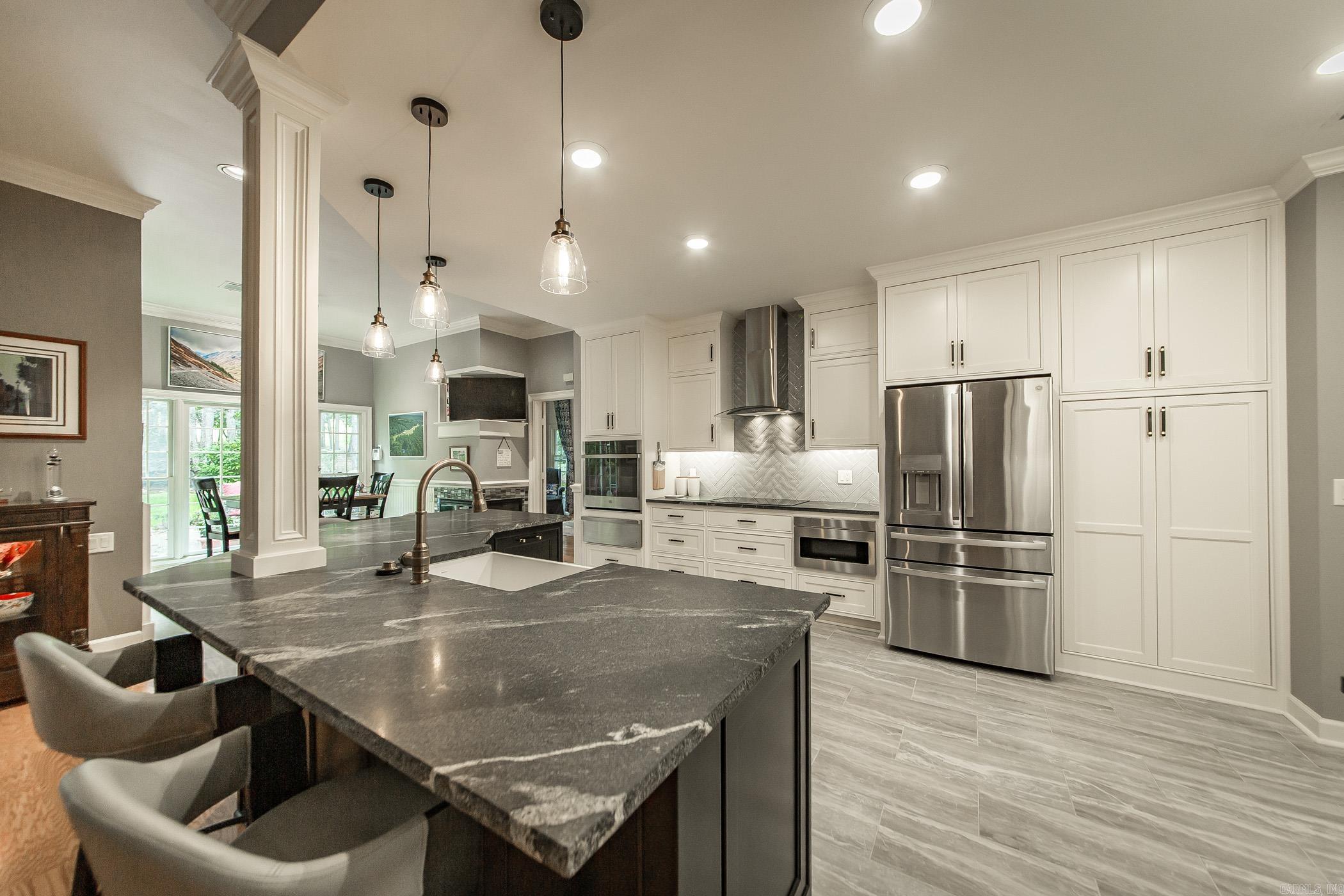 MOUNTAIN RANCH - Residential