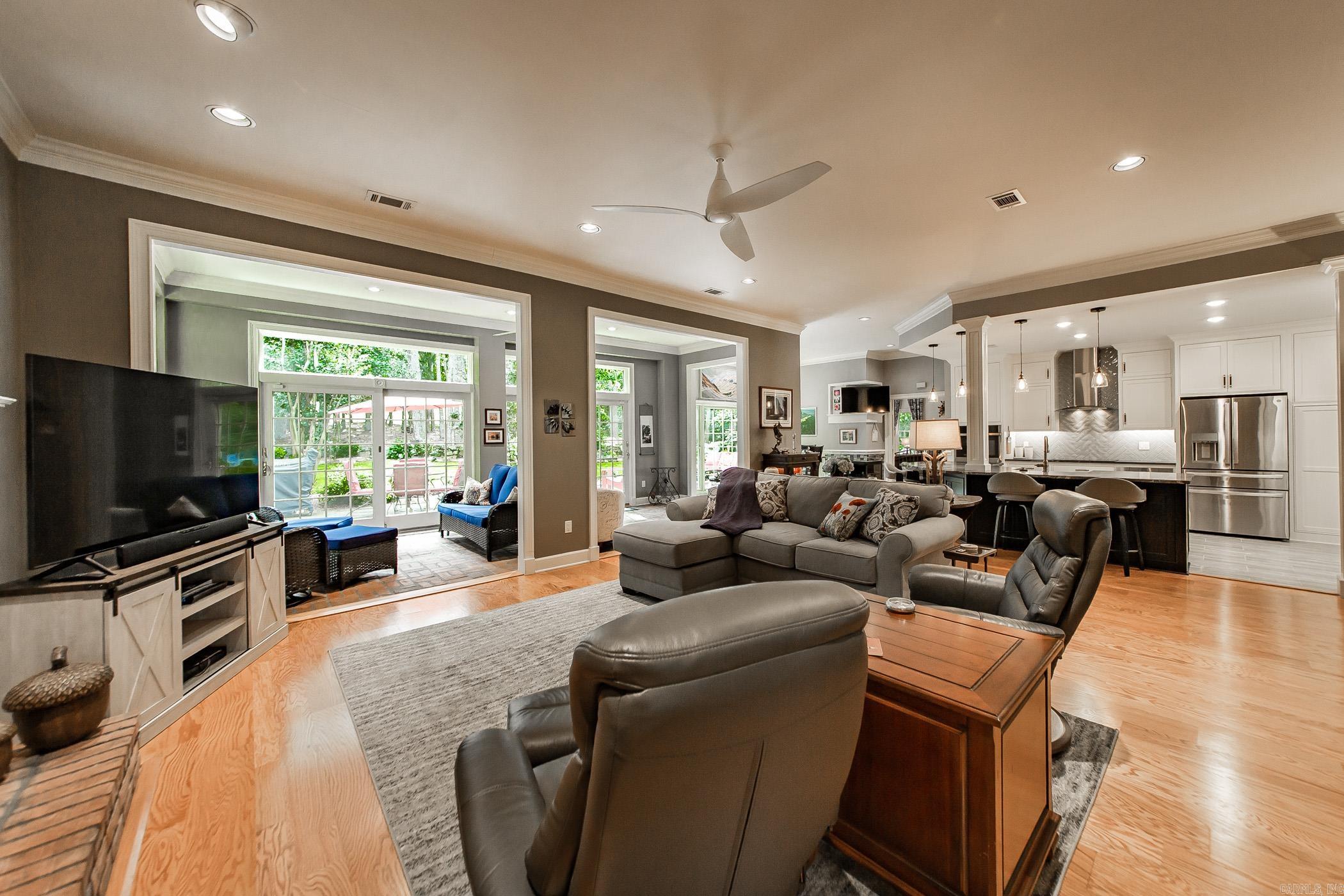 MOUNTAIN RANCH - Residential