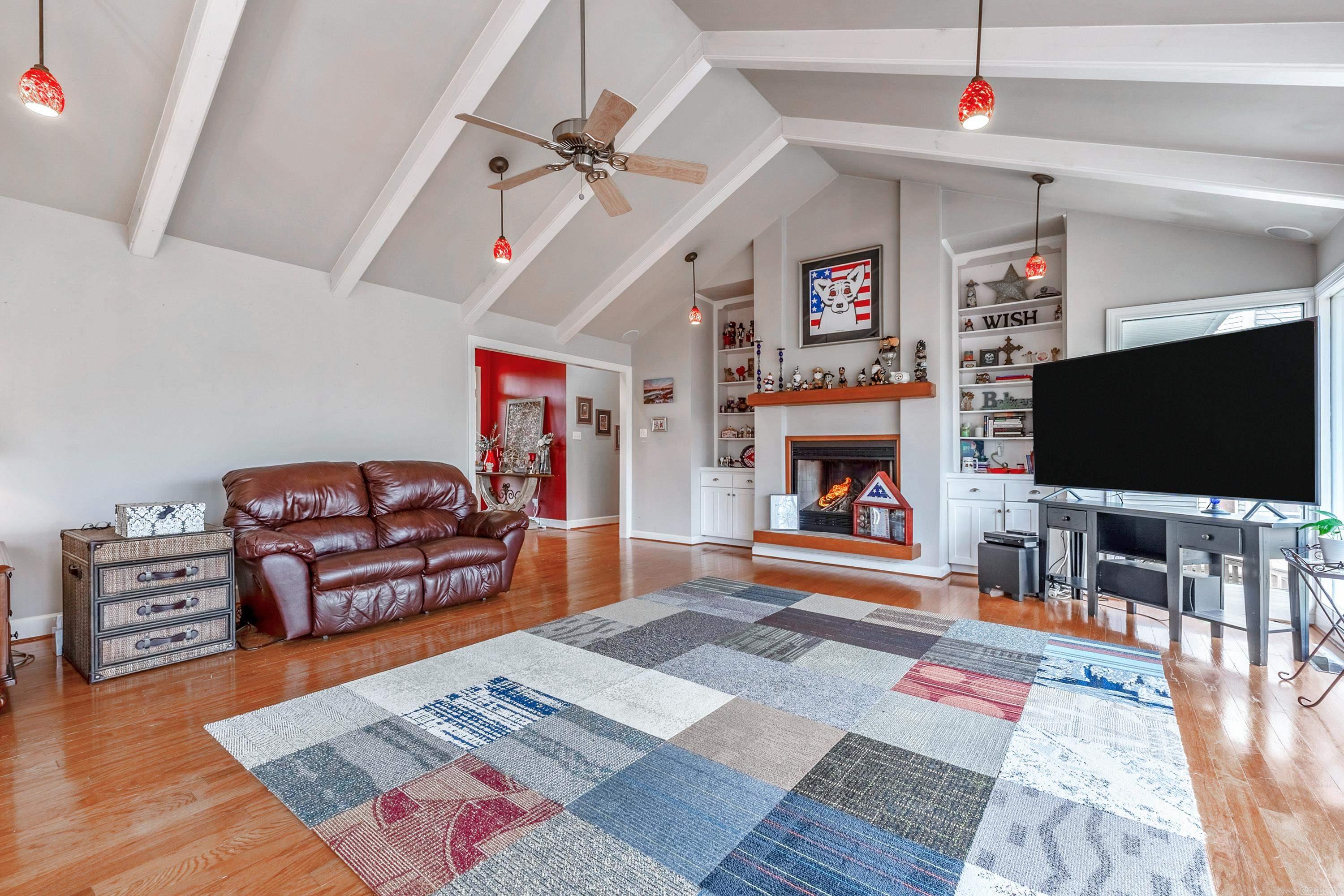 BRODIE CREEK COMMUNITY - Residential