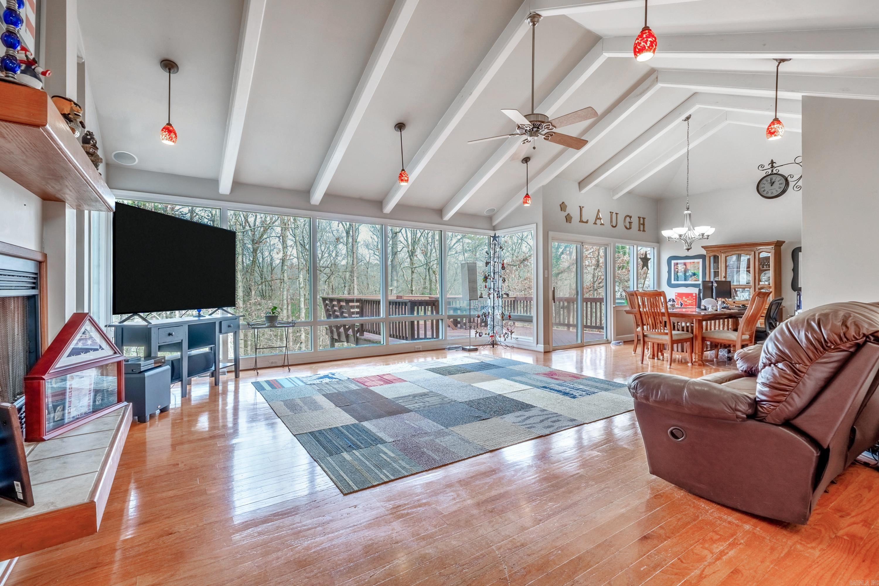 BRODIE CREEK COMMUNITY - Residential