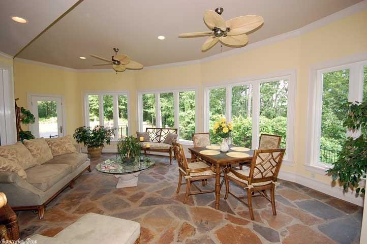 Falcon Crest - Residential