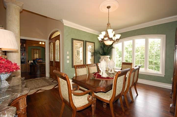Falcon Crest - Residential