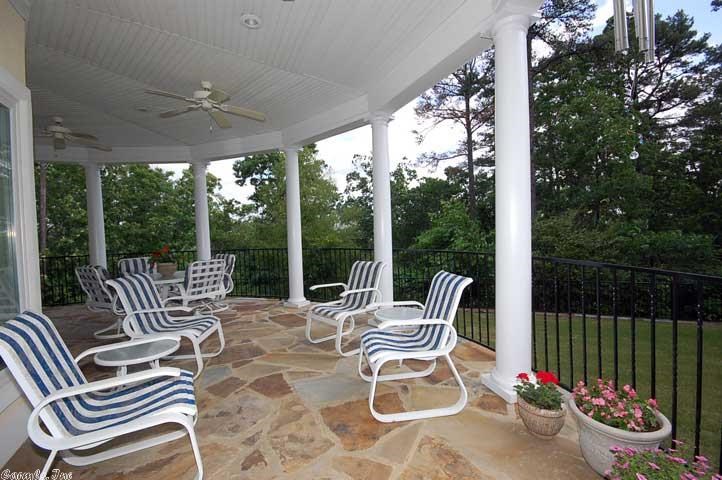 Falcon Crest - Residential