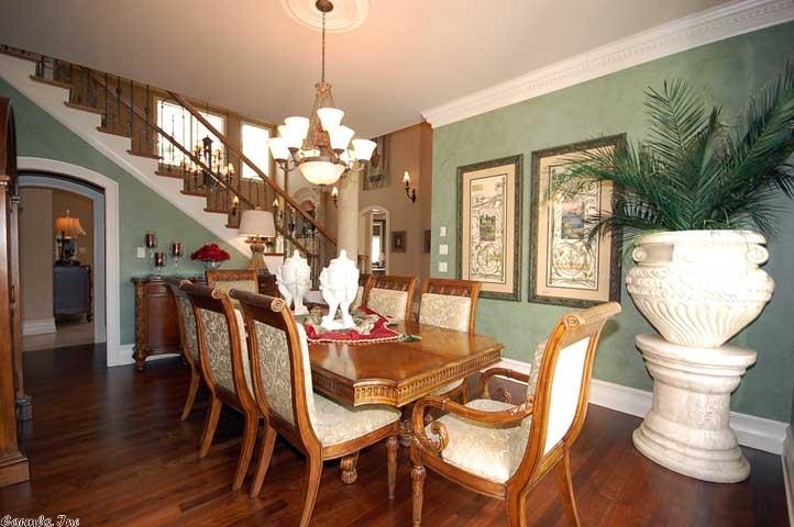 Falcon Crest - Residential