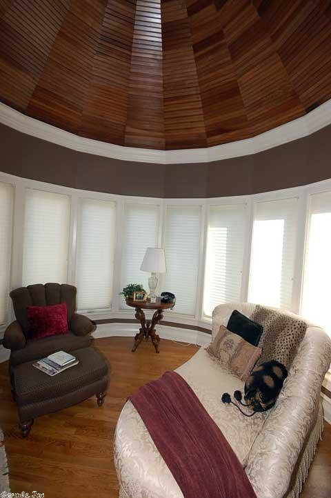 Falcon Crest - Residential