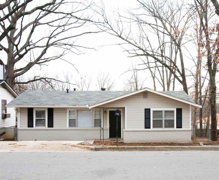 Adorable West Little Rock home for rent. This home has been completely remodeled and is located in a convenient and desirable West Little Rock location. Minutes from Baptist Hospital, shopping centers, great dining, entertainment, interstate access and more!