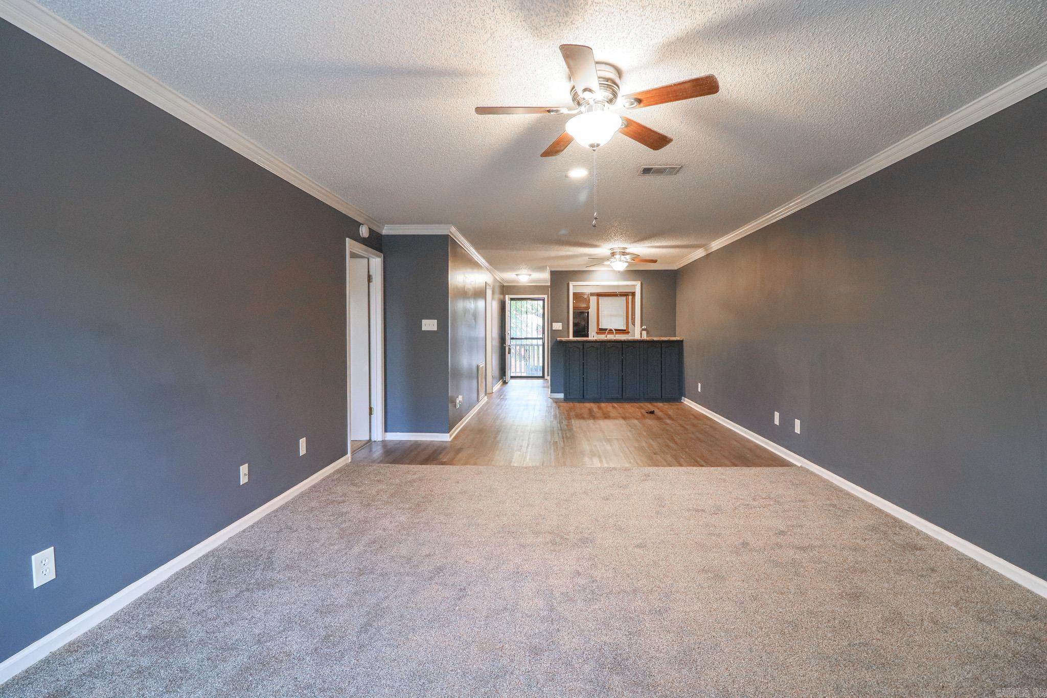 CAMBRIDGE COURT - Residential