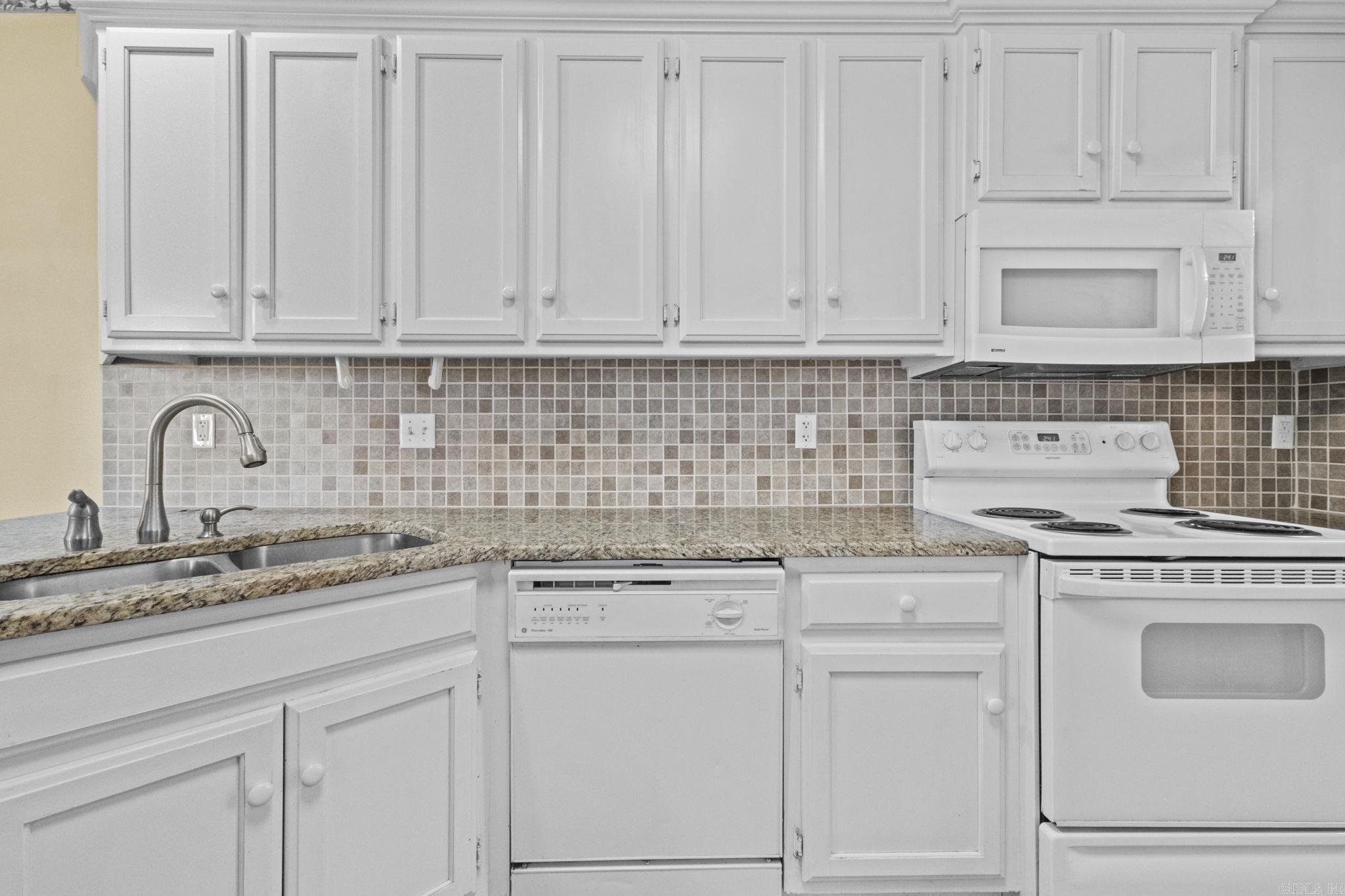 AUSTIN LAKES ADDN - Residential