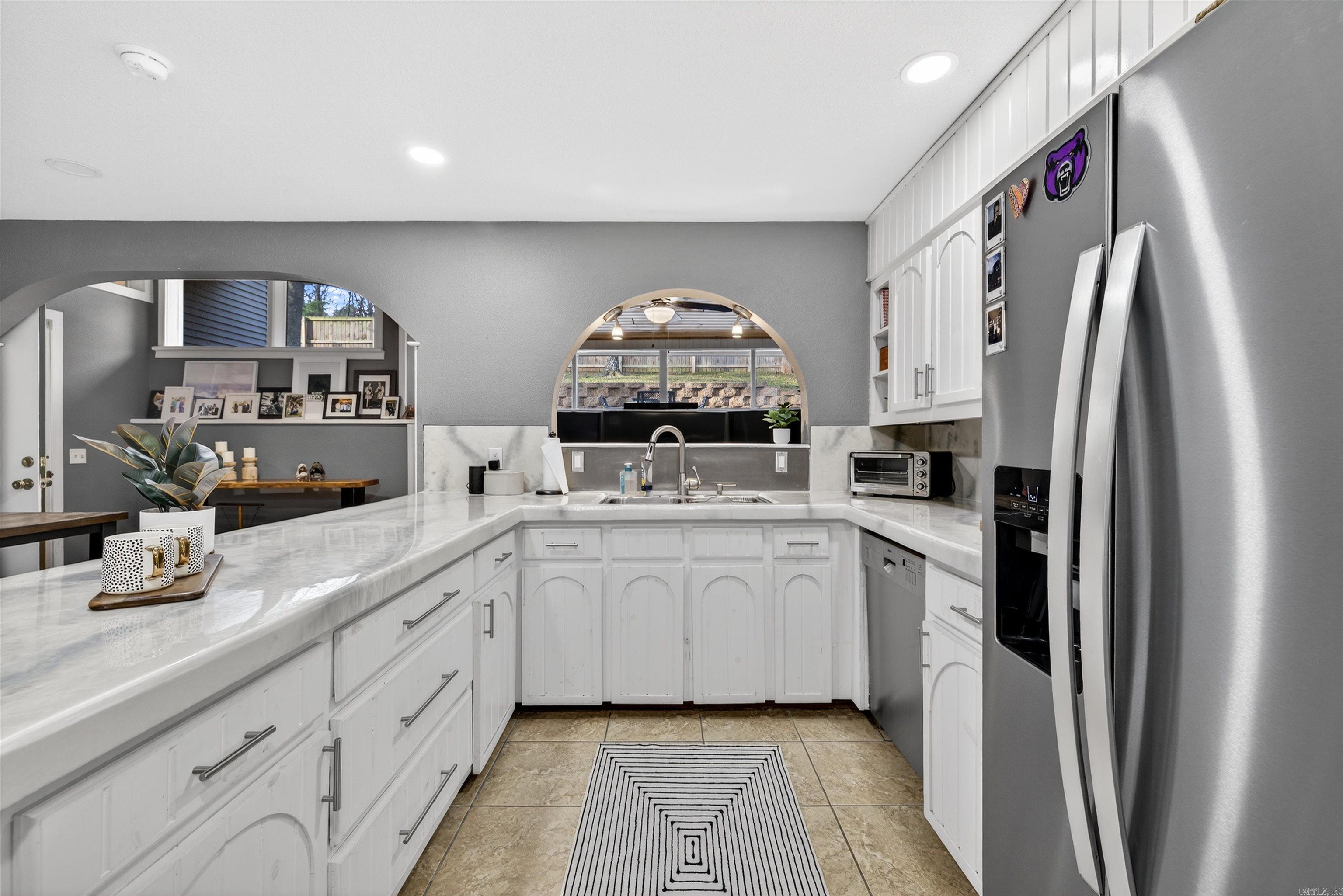 RANDOM OAKS VLY TO COOK MTN VG - Residential