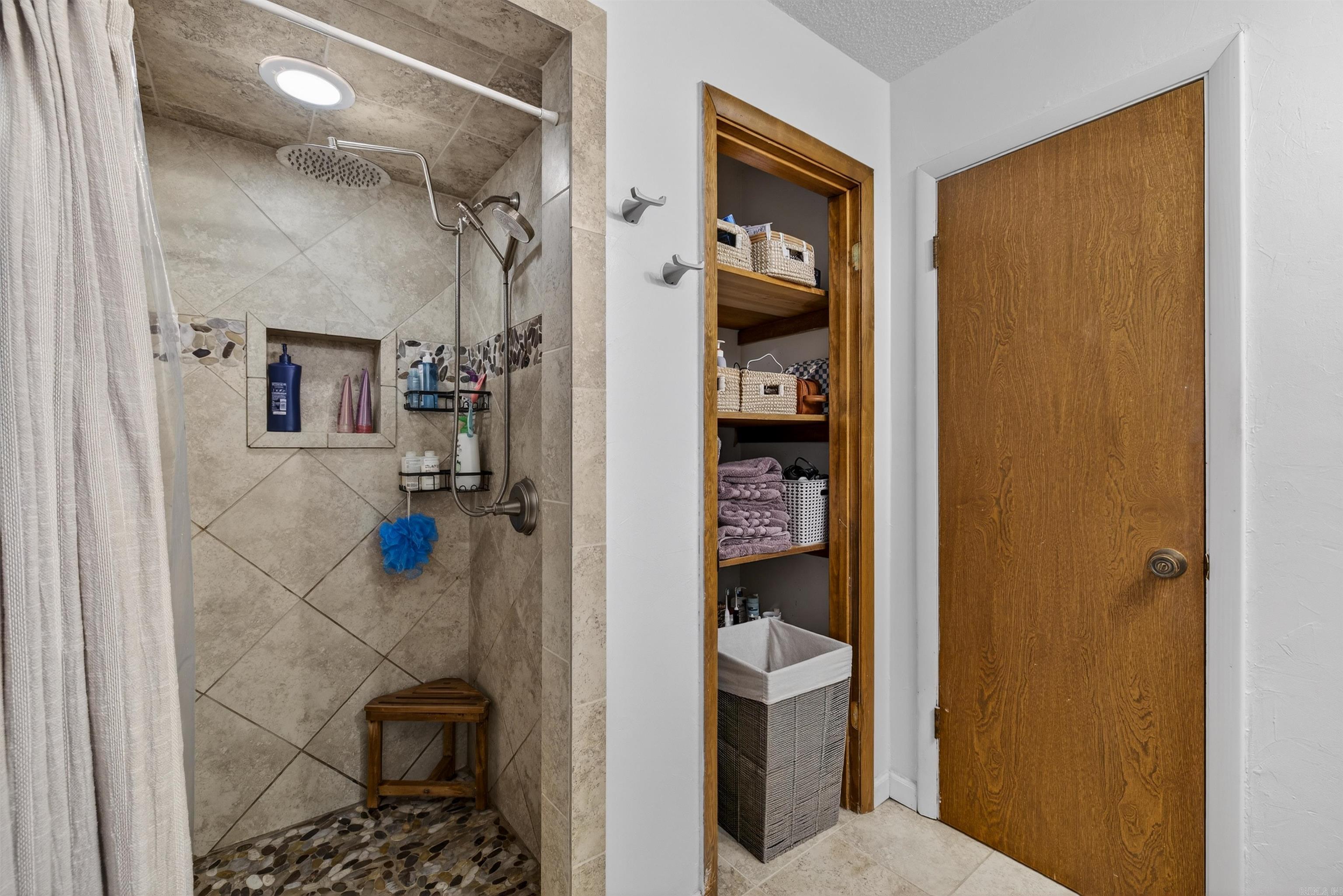 RANDOM OAKS VLY TO COOK MTN VG - Residential