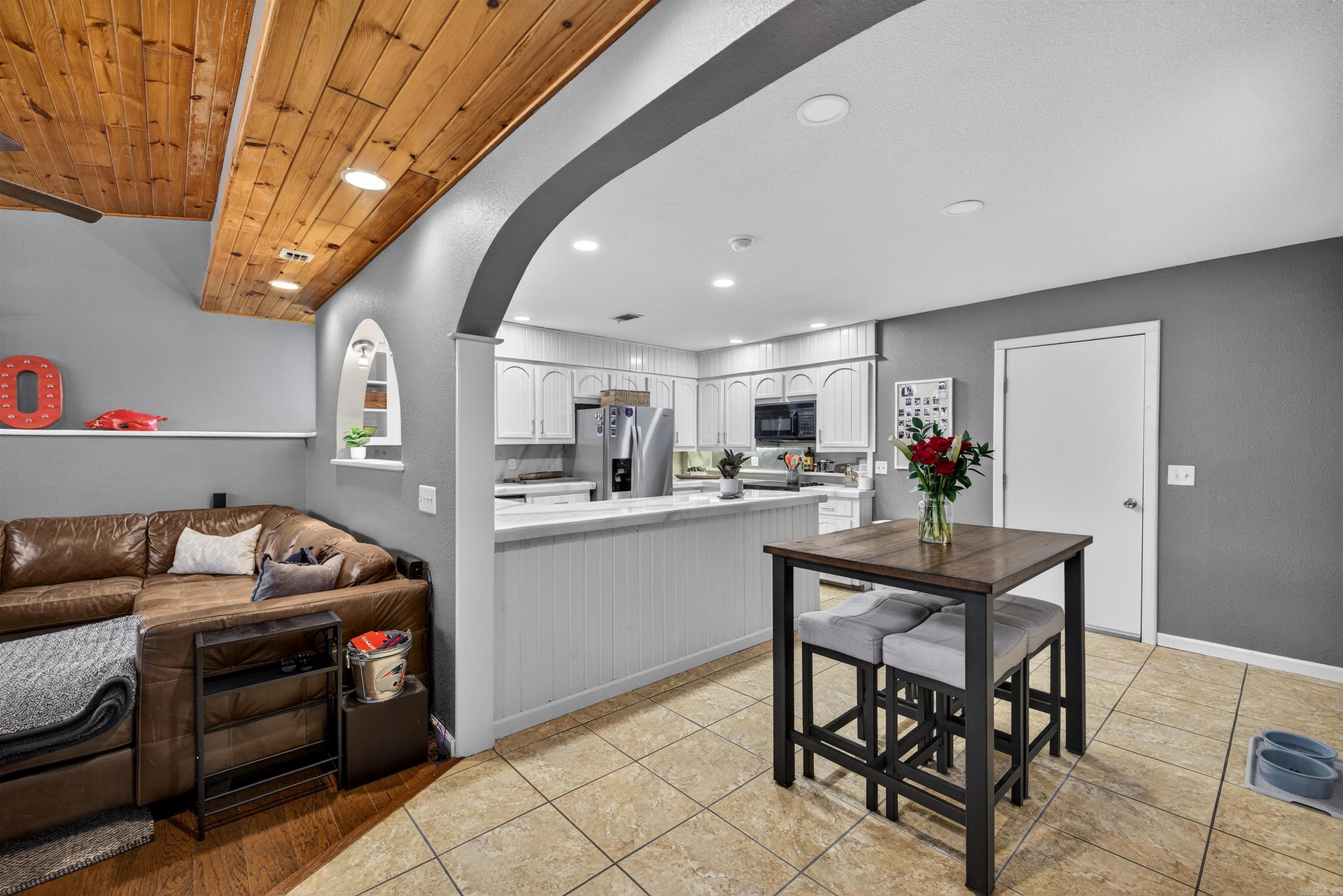 RANDOM OAKS VLY TO COOK MTN VG - Residential