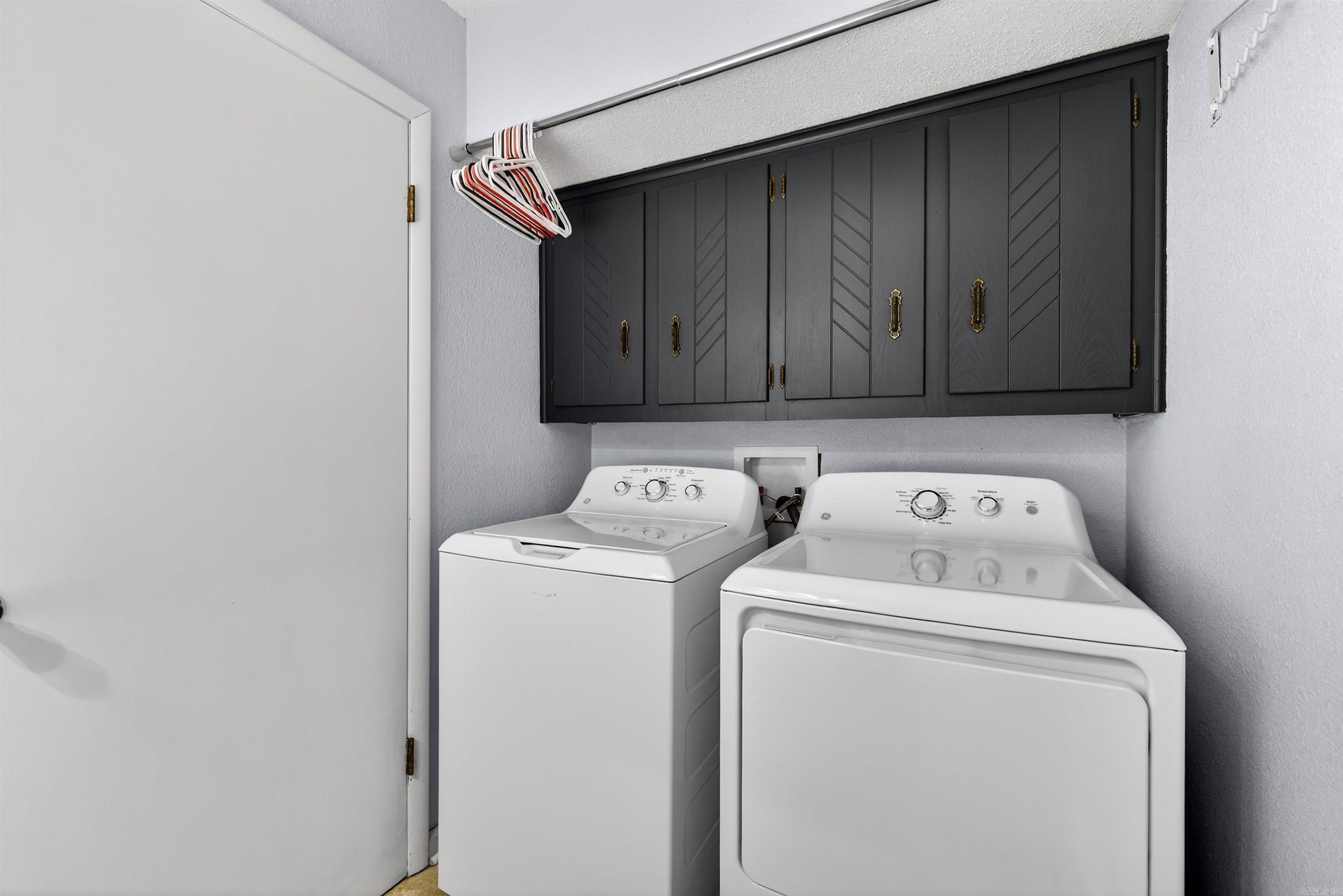 RANDOM OAKS VLY TO COOK MTN VG - Residential