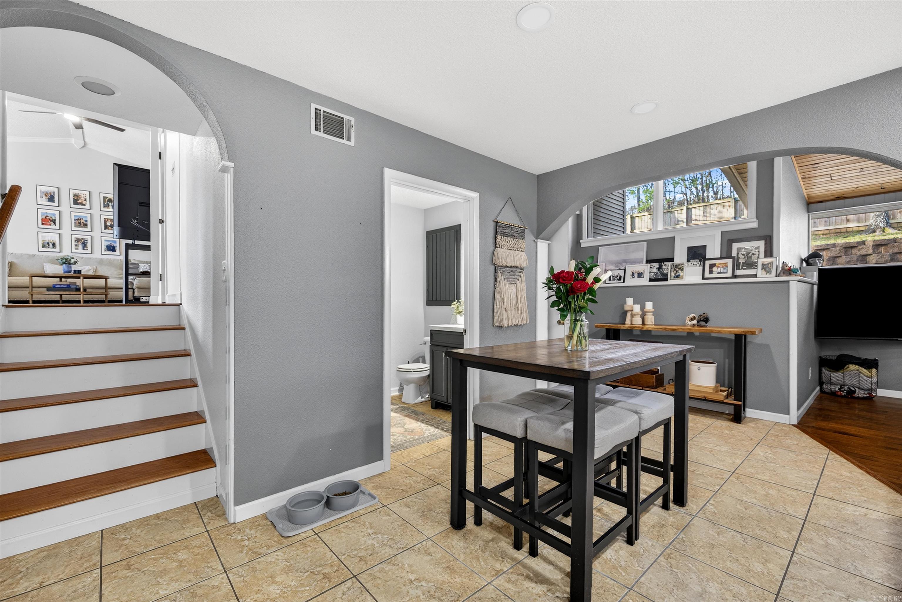 RANDOM OAKS VLY TO COOK MTN VG - Residential