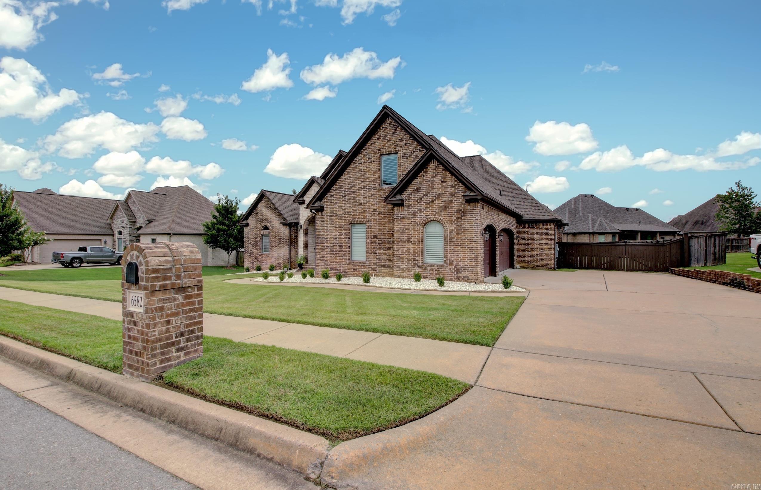 WESTSHORE ADDN HURRICANE LAKE ES - Residential