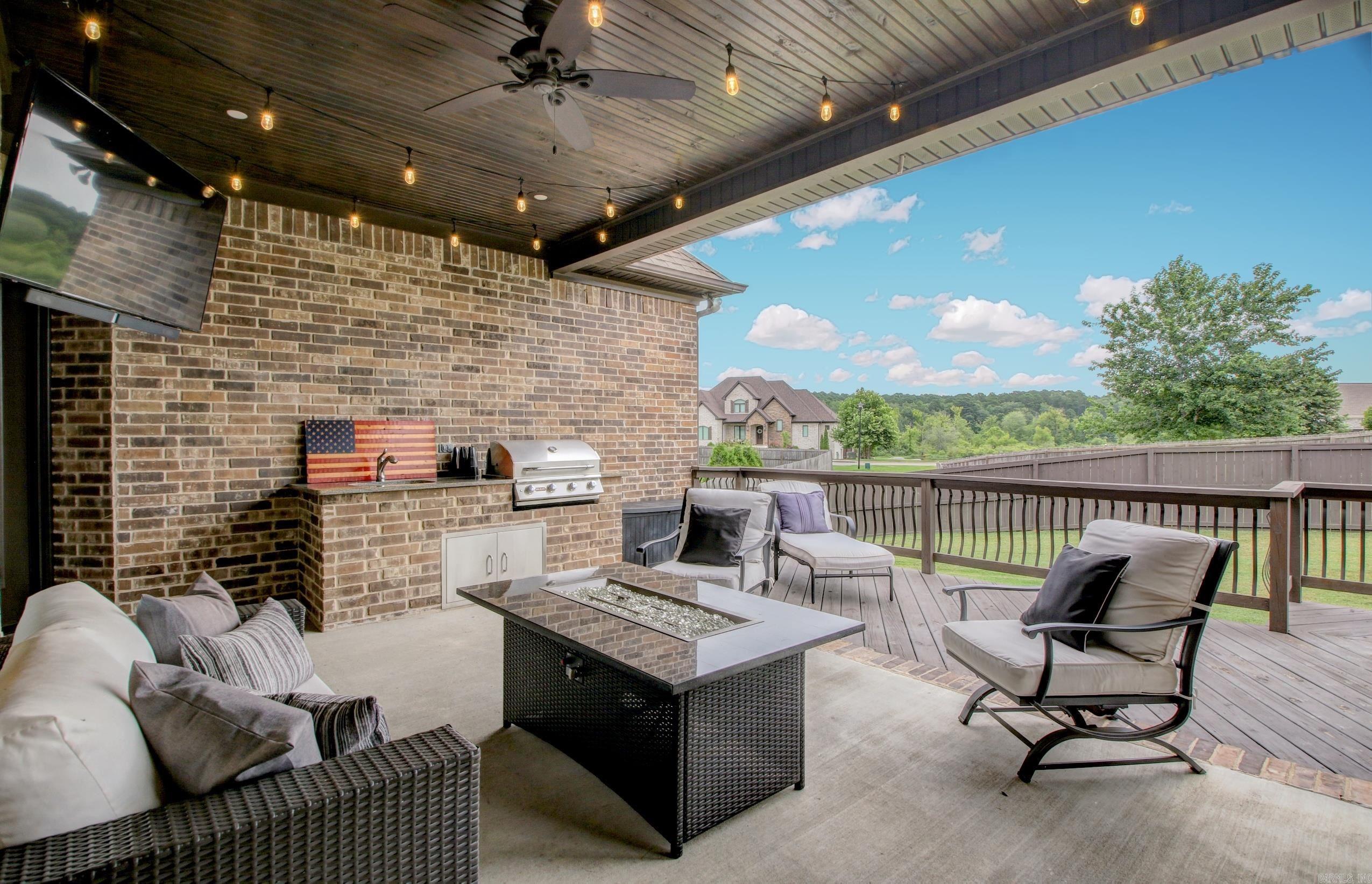 WESTSHORE ADDN HURRICANE LAKE ES - Residential