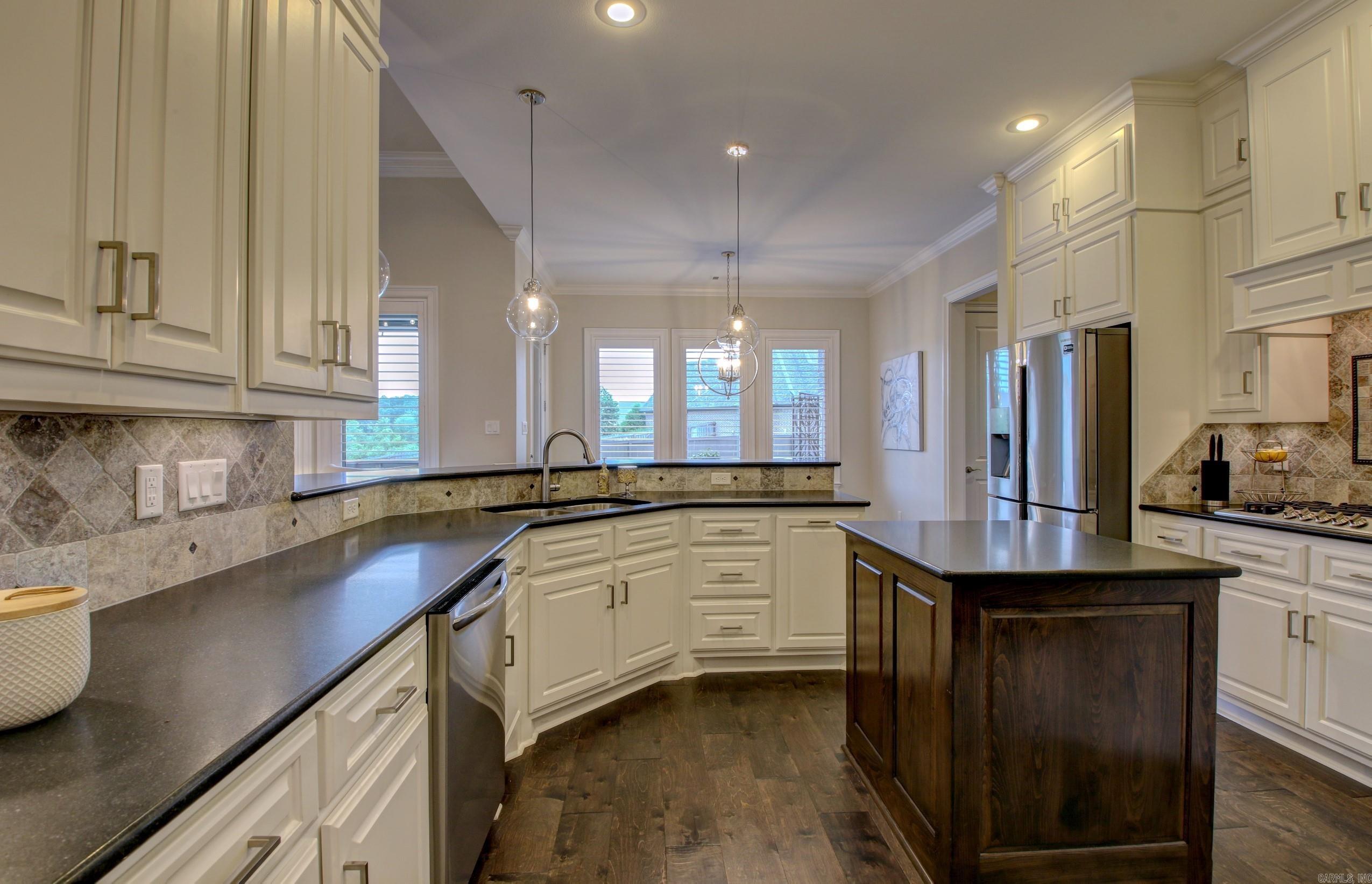 WESTSHORE ADDN HURRICANE LAKE ES - Residential