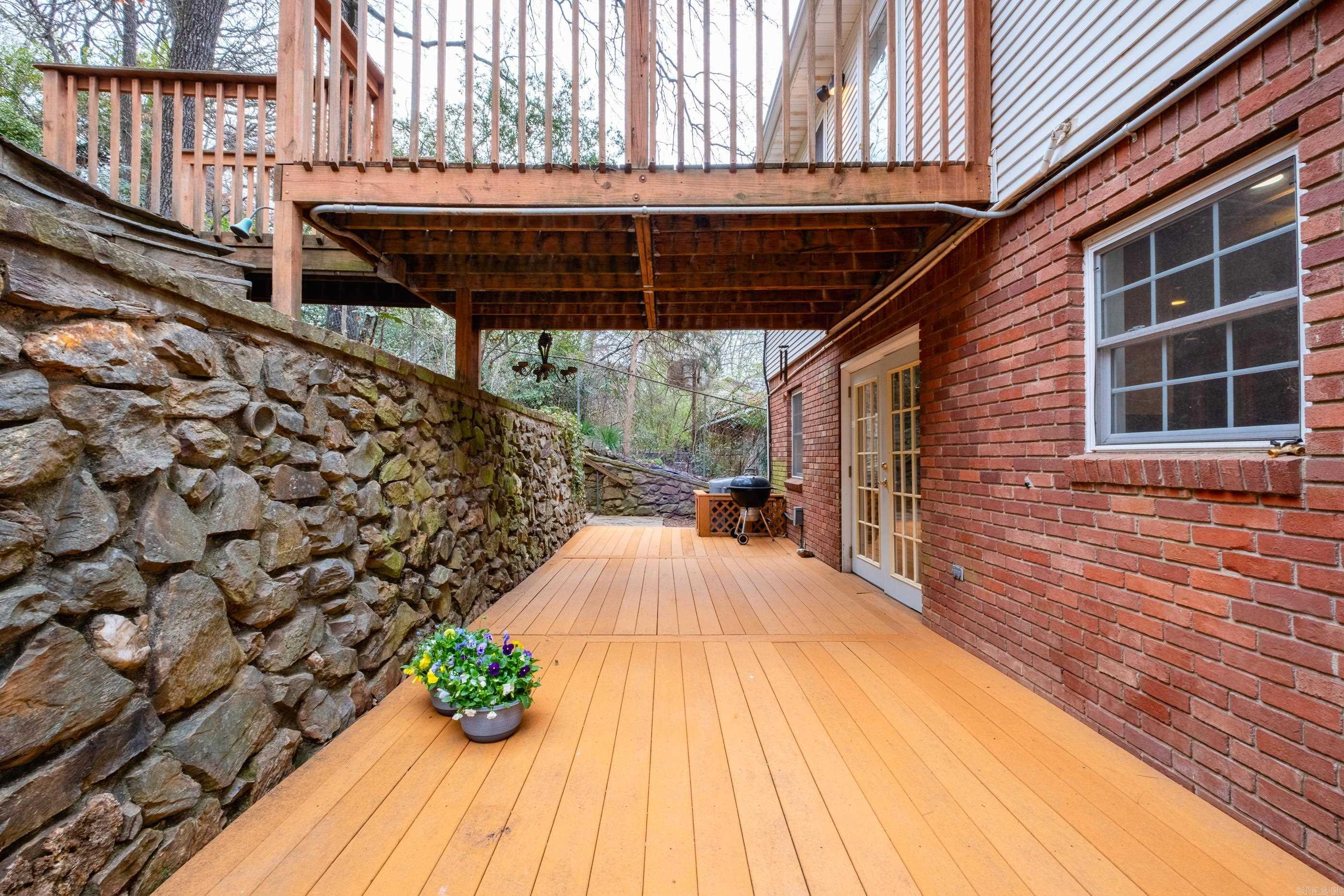 SHANNON HILLS EAST - Residential