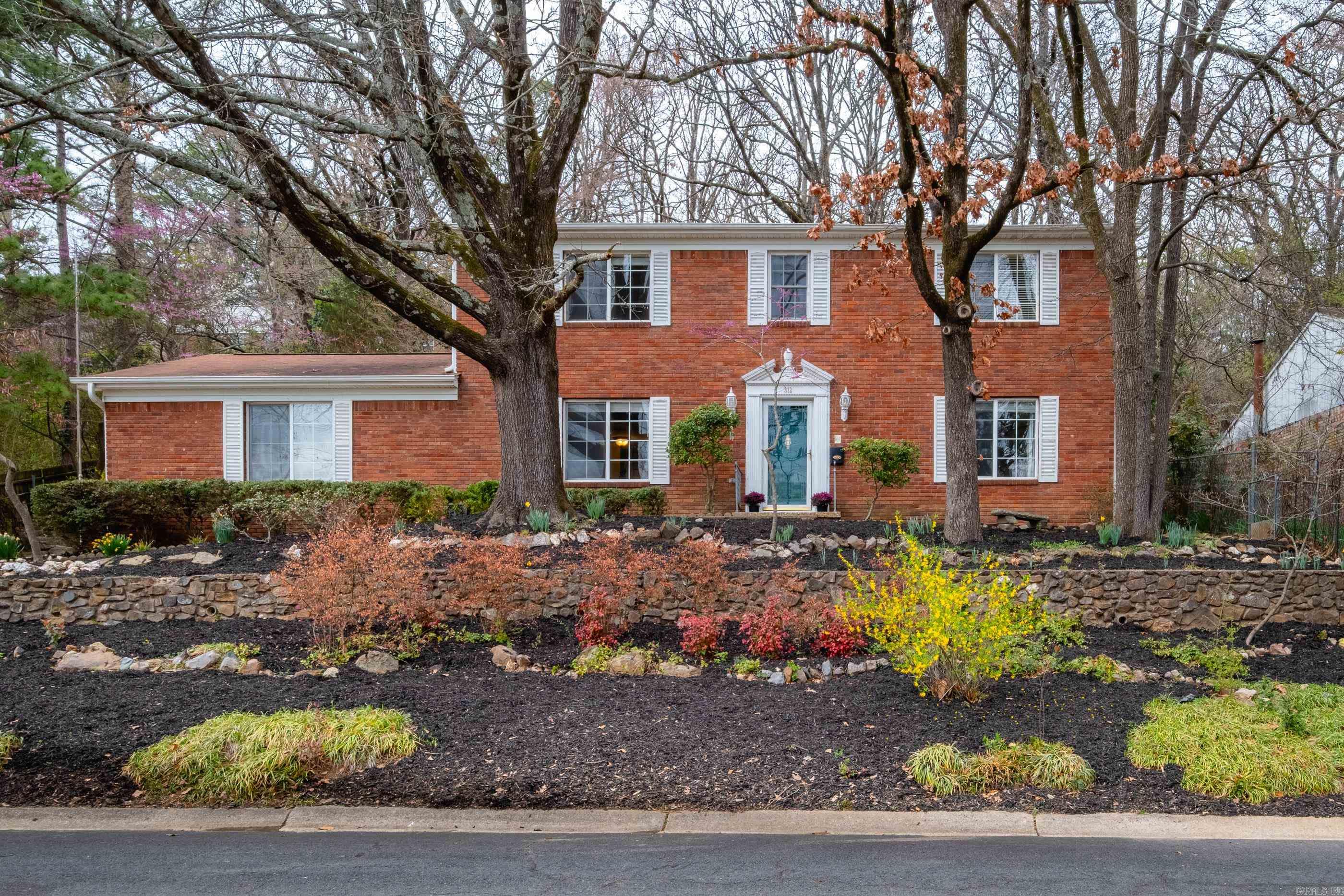 SHANNON HILLS EAST - Residential