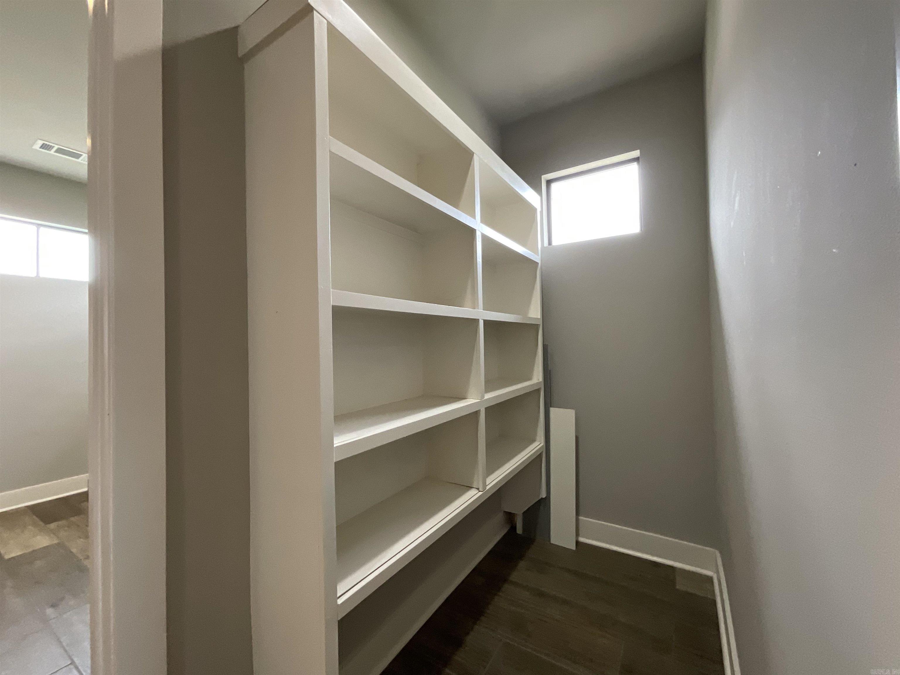 Metropolitan Commercial Estate - Commercial Sale