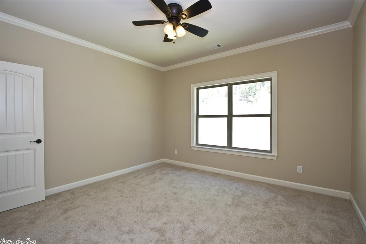 WOODLANDS EDGE - Residential