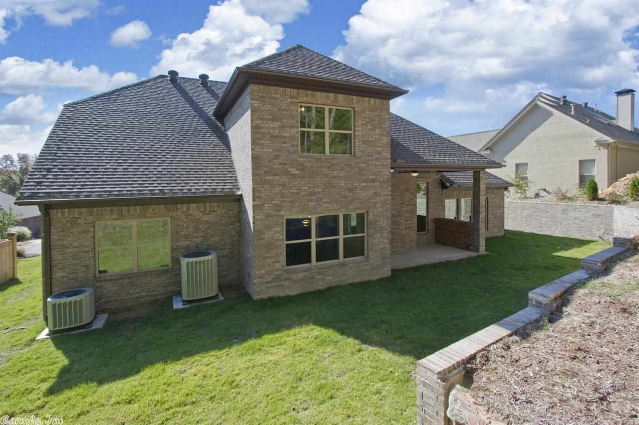 WOODLANDS EDGE - Residential