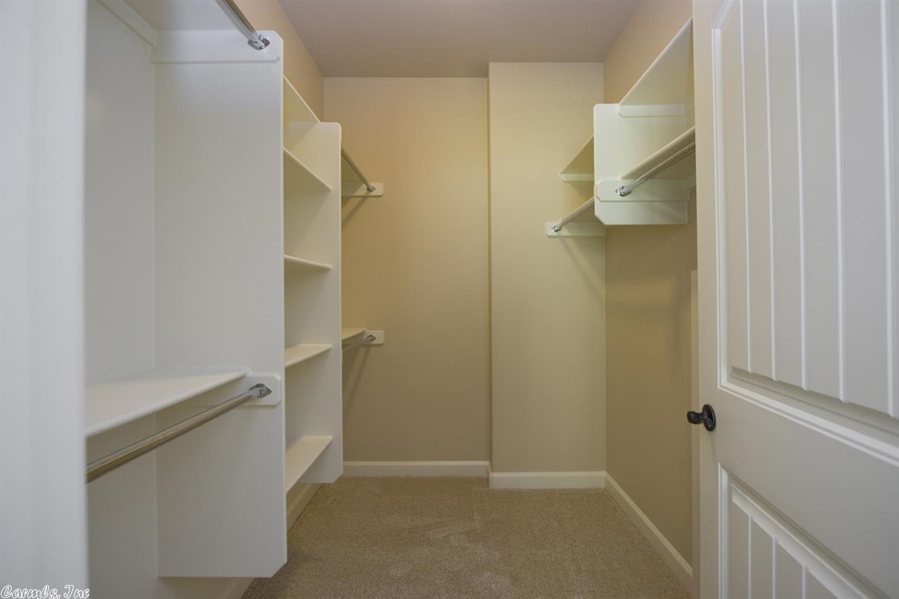 WOODLANDS EDGE - Residential